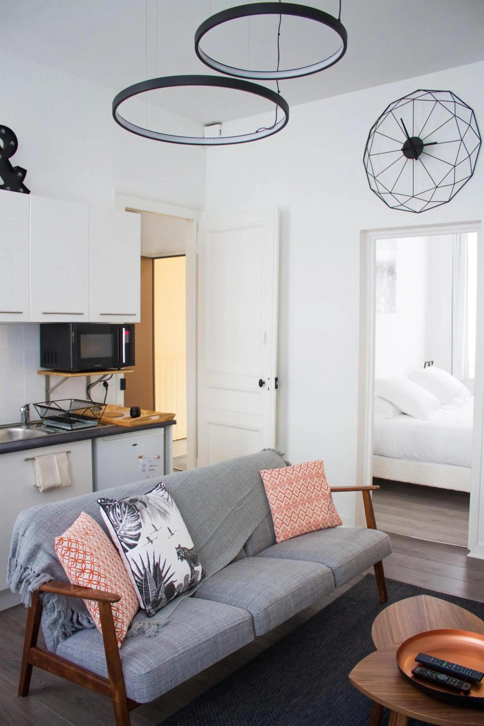 Living room, Bed in Appartements de Jeanne
