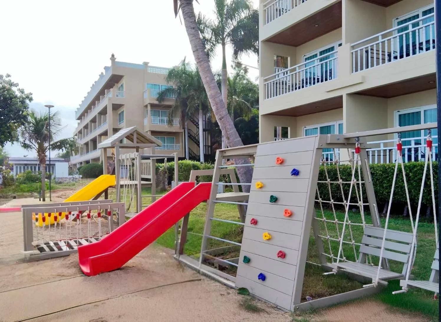 Beach in Royal Phala Cliff Beach Resort