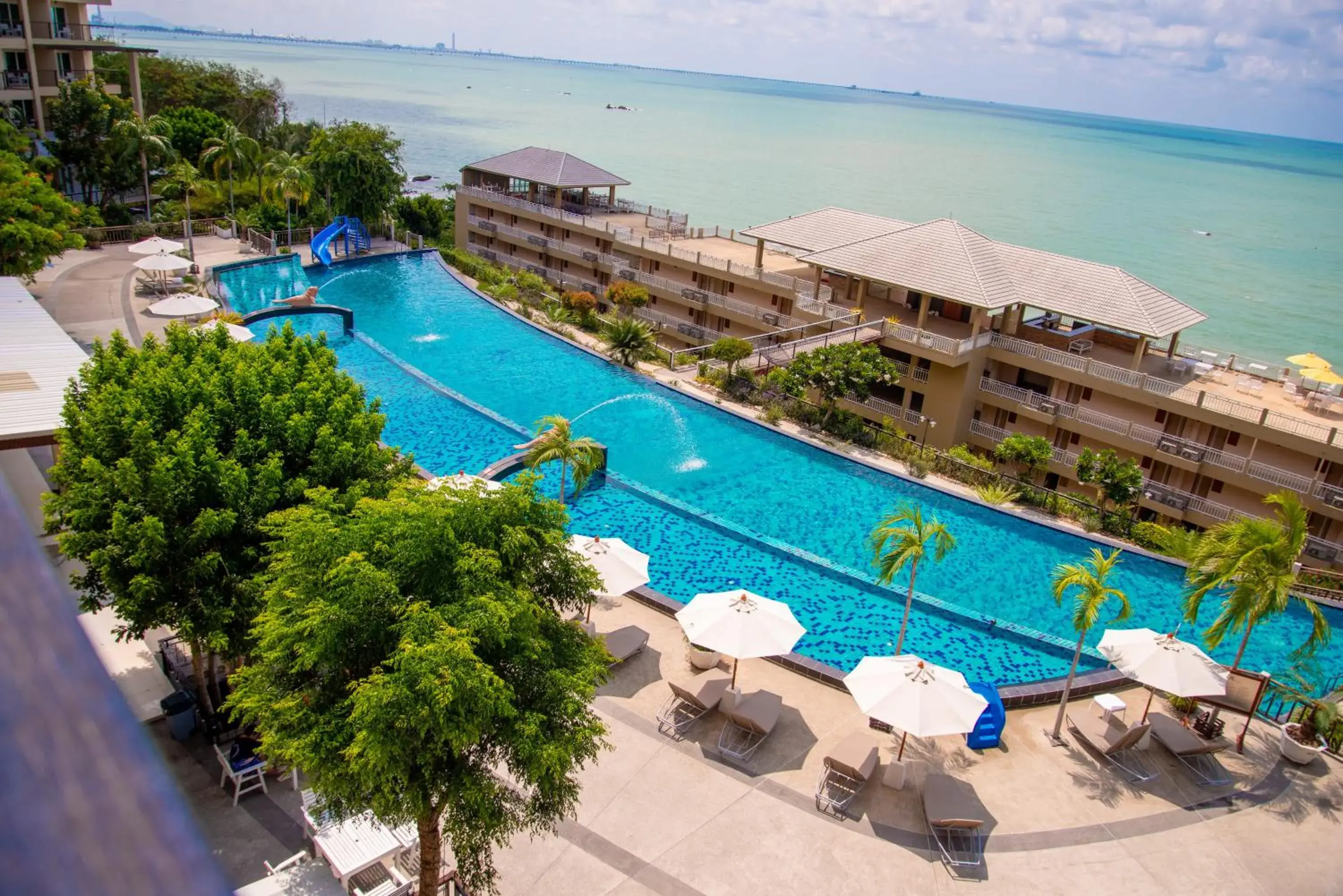 Swimming pool in Royal Phala Cliff Beach Resort Swimming pool in Royal Phala Cliff Beach Resort