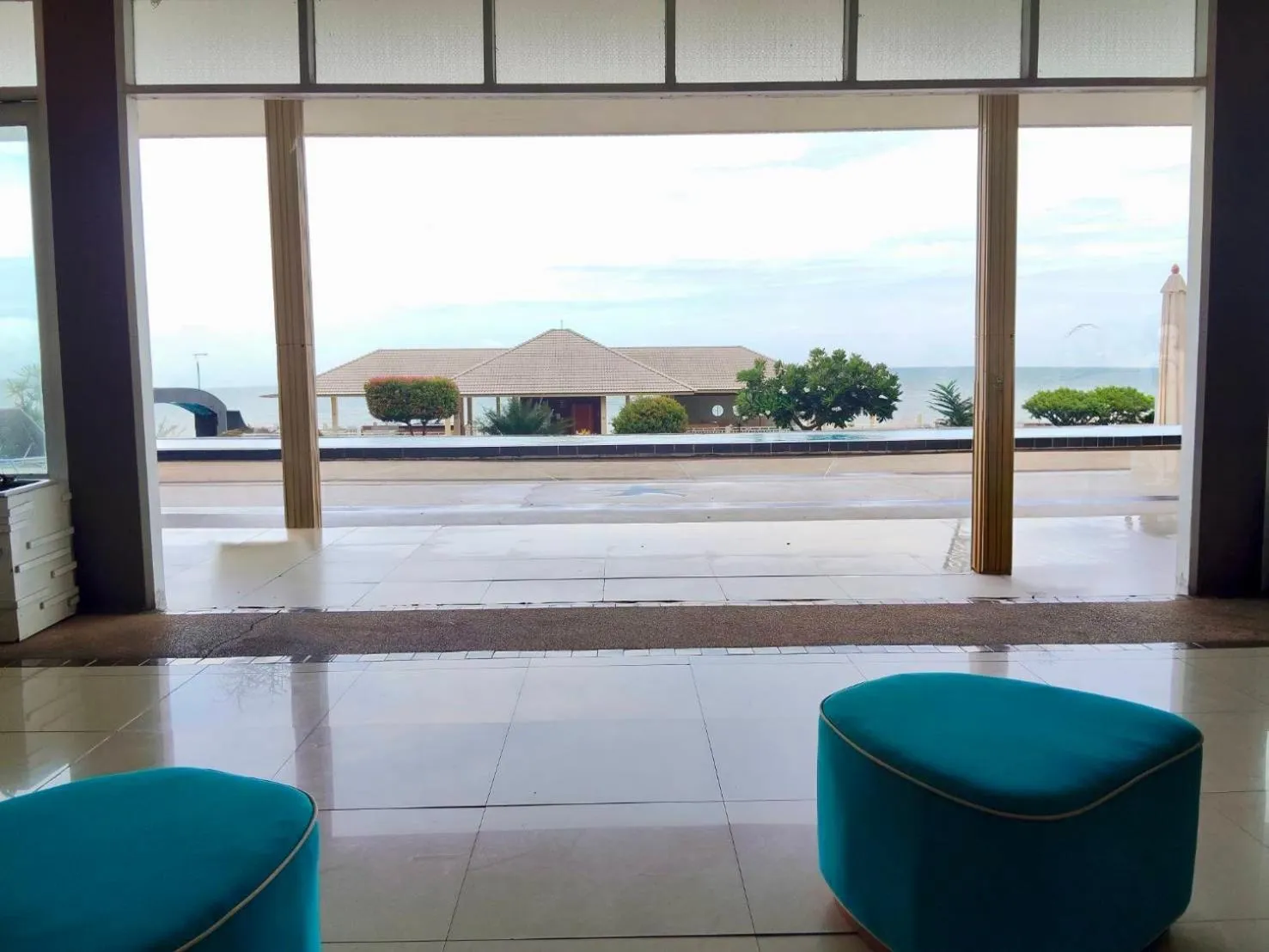 Lobby or reception in Royal Phala Cliff Beach Resort