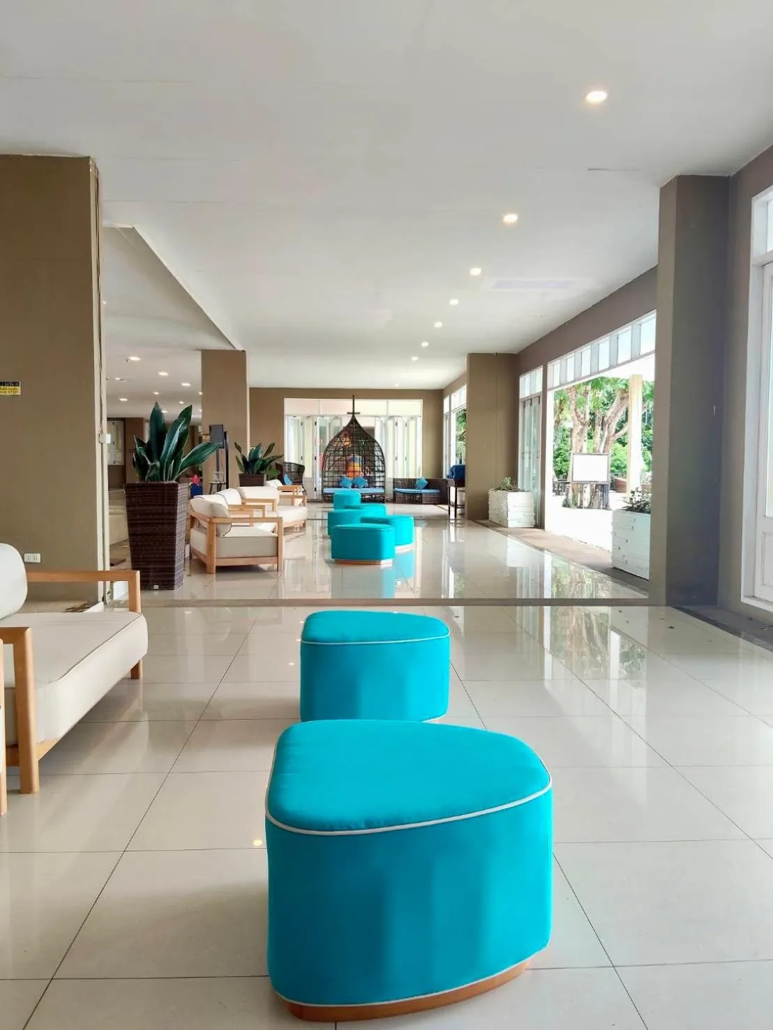Lobby or reception in Royal Phala Cliff Beach Resort