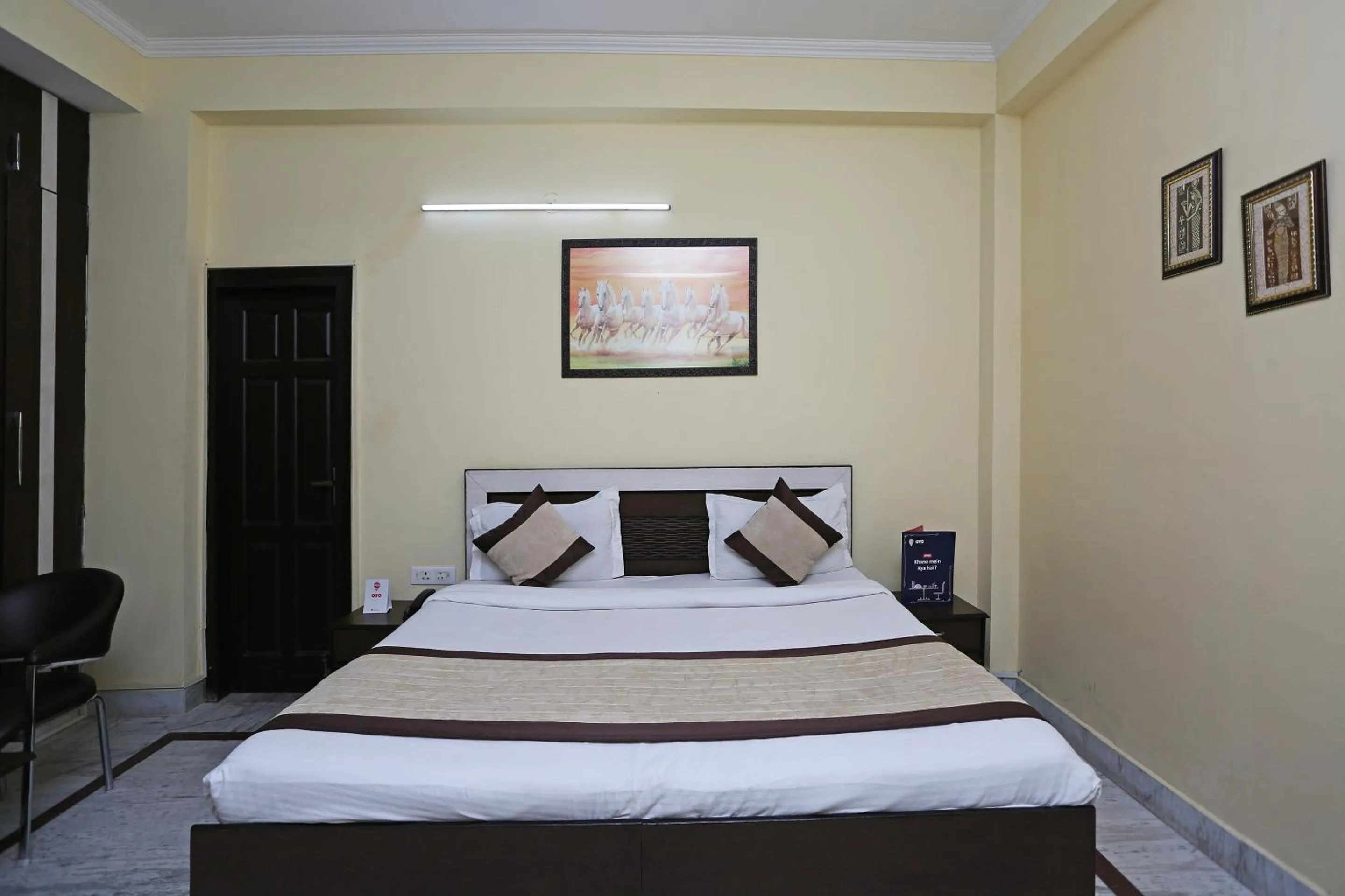 Bedroom in Hotel O The Shan