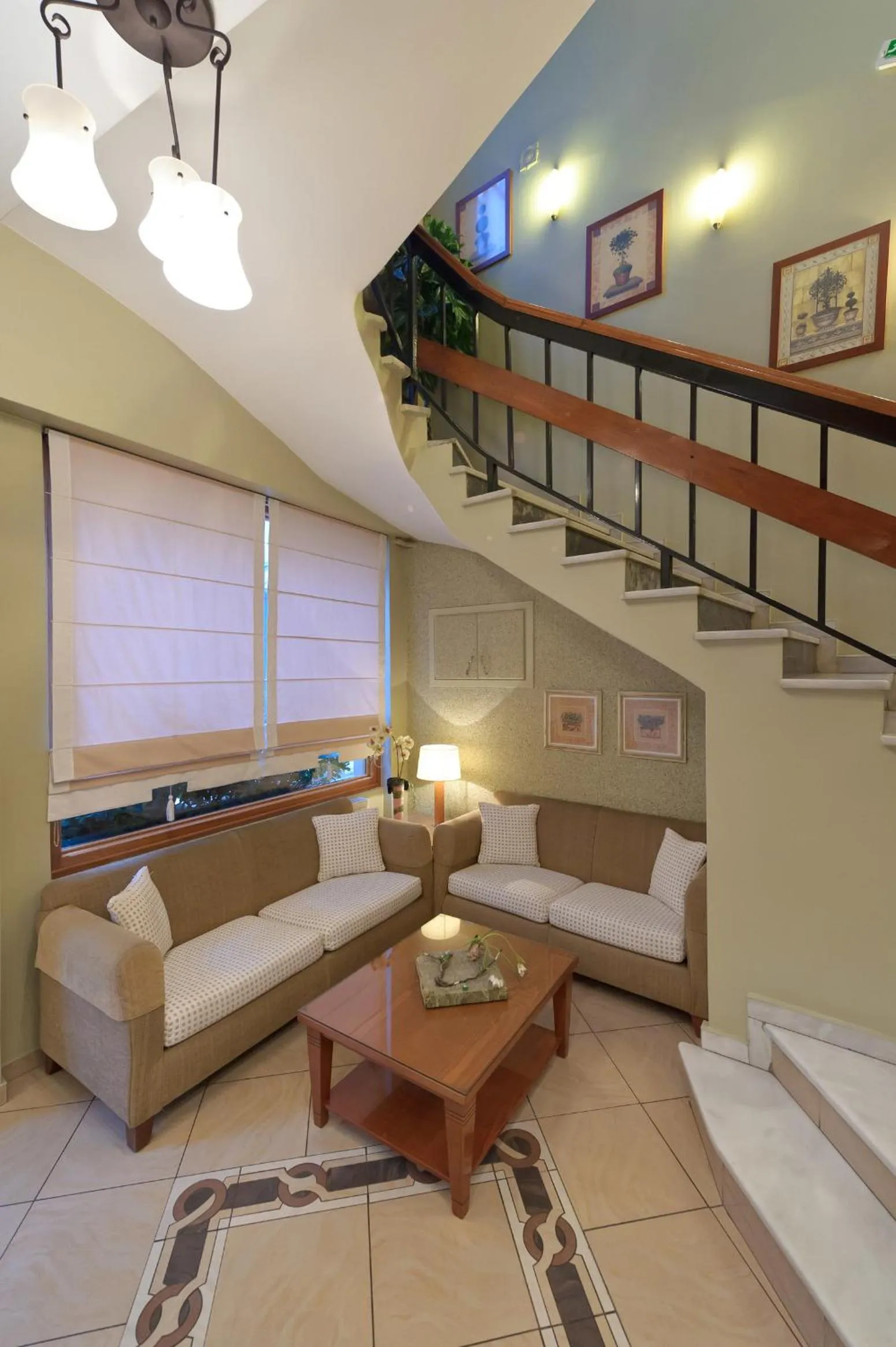 Lobby or reception in Anesis