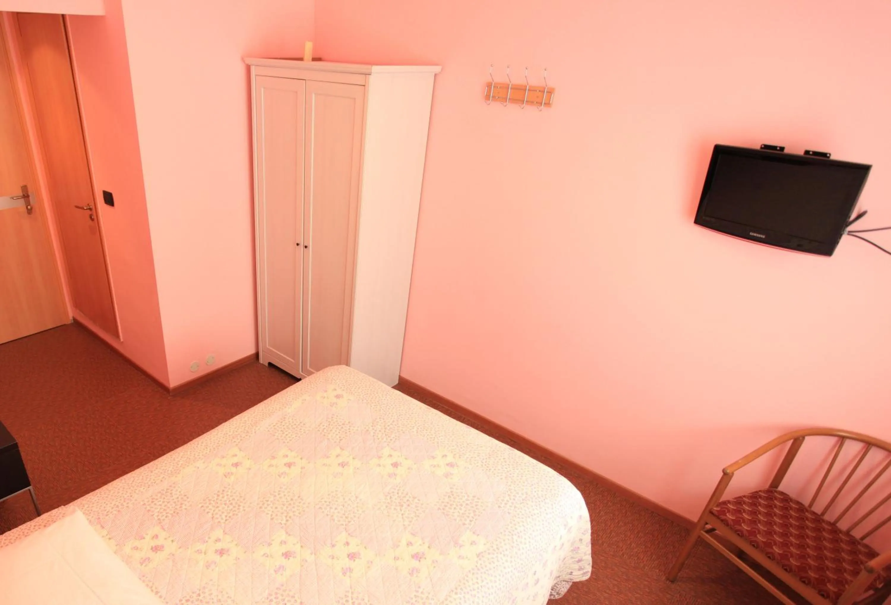 Bed in Hotel Torrismondi