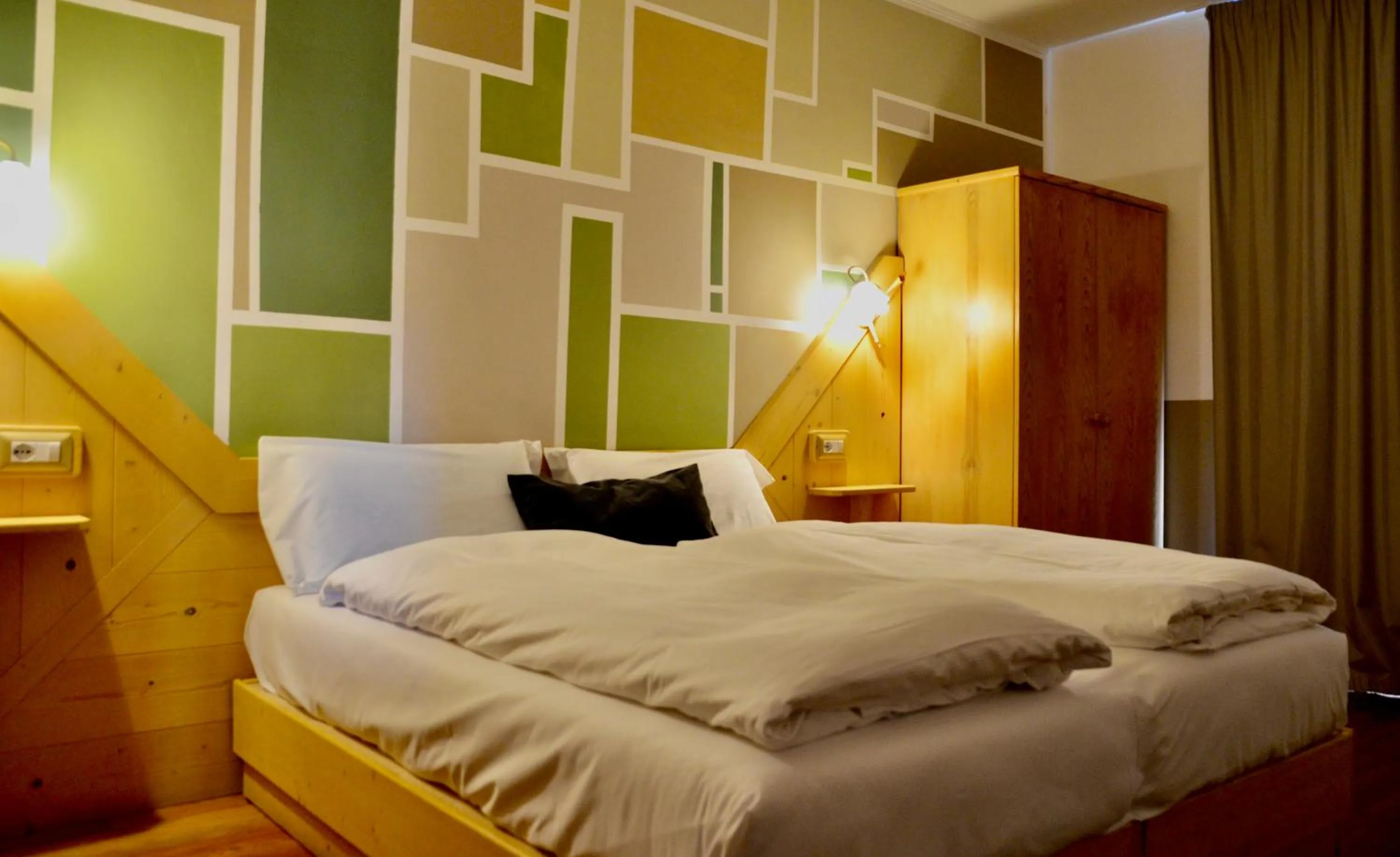 Bedroom, Bed in Hotel Garni Edy