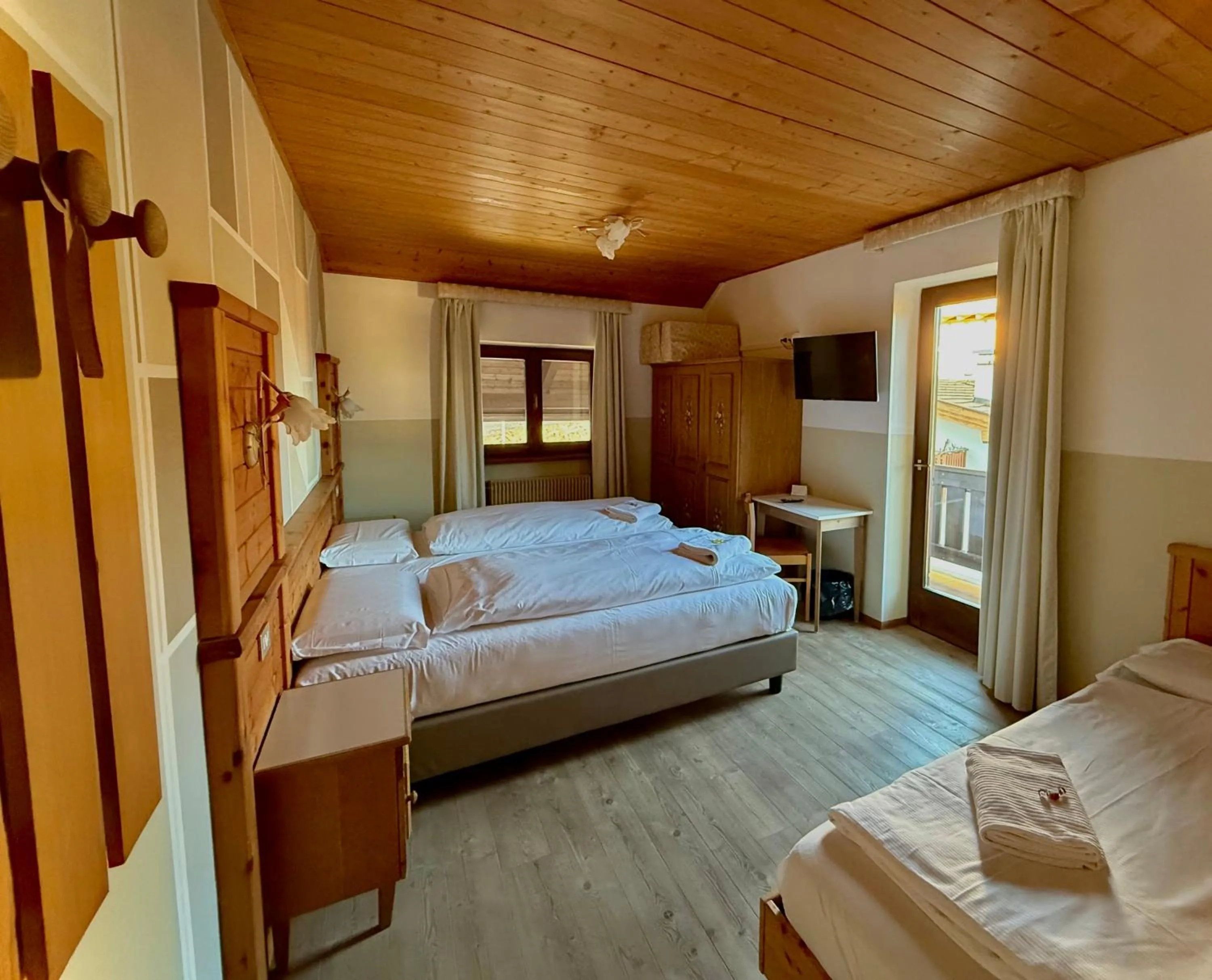 Bed in Hotel Garni Edy