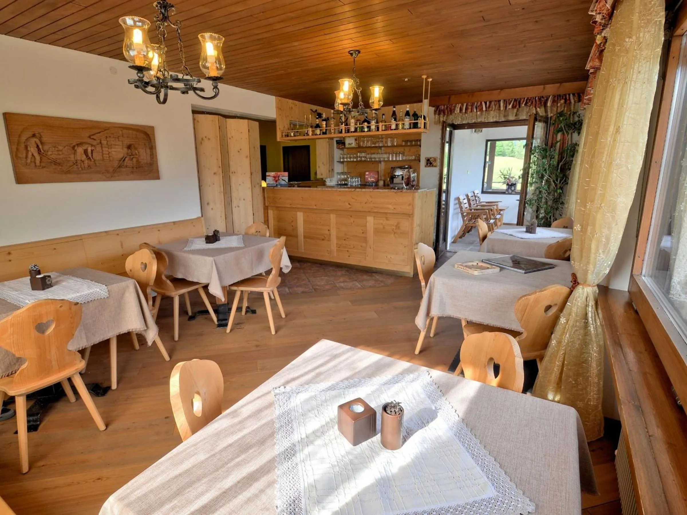 Restaurant/places to eat in Hotel Garni Edy