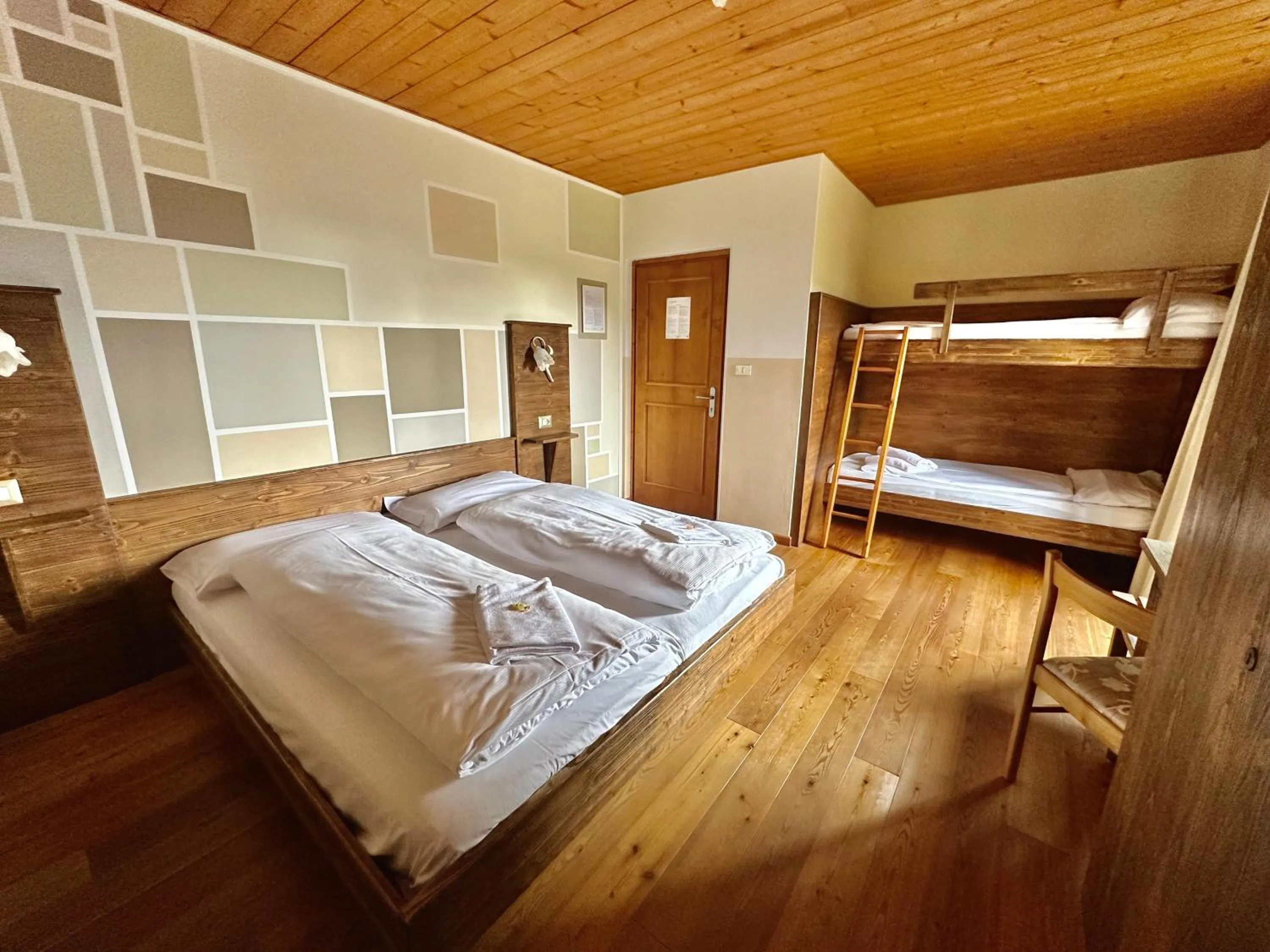 Bedroom, Bed in Hotel Garni Edy