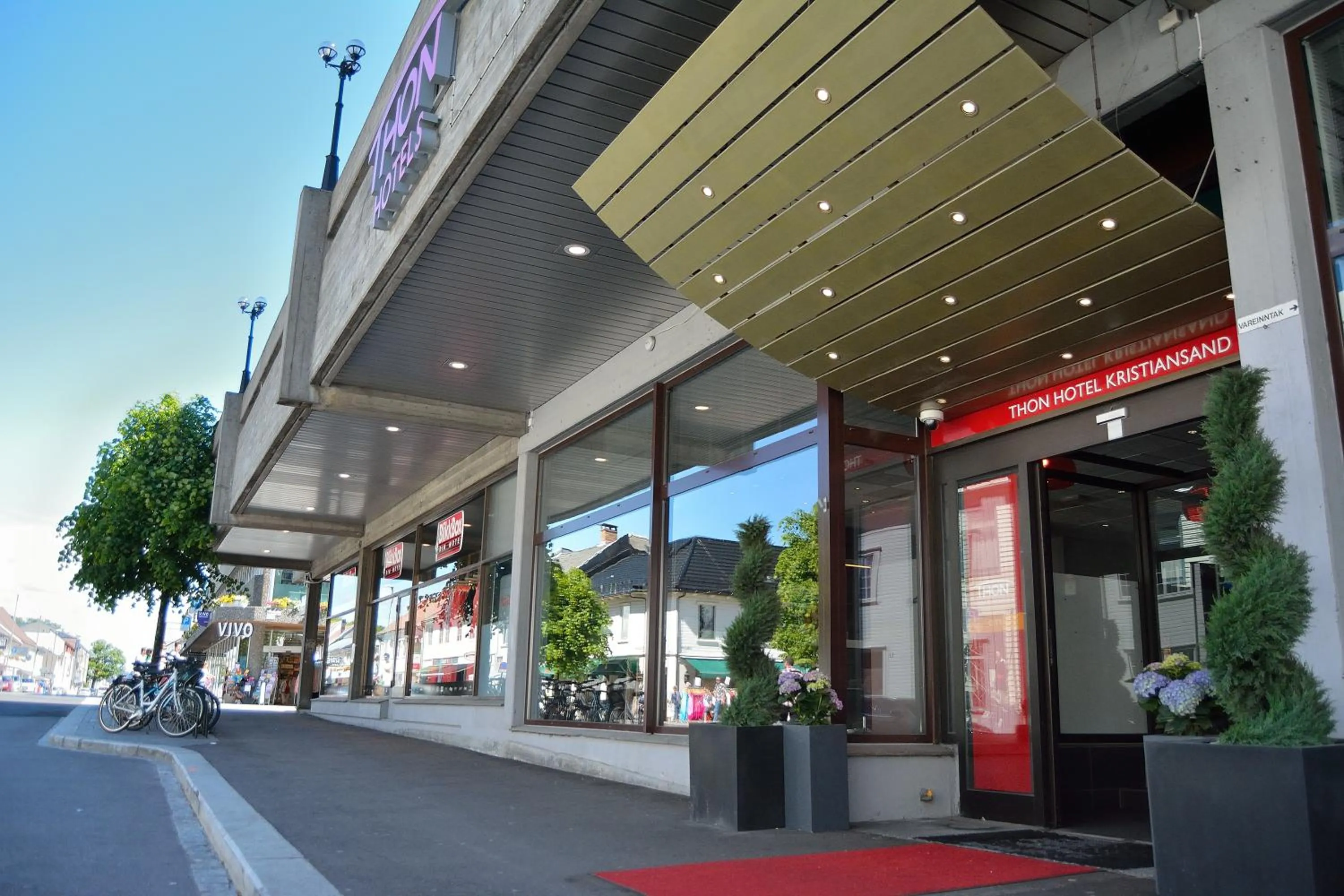 Facade/entrance in Thon Partner Hotel Kristiansand