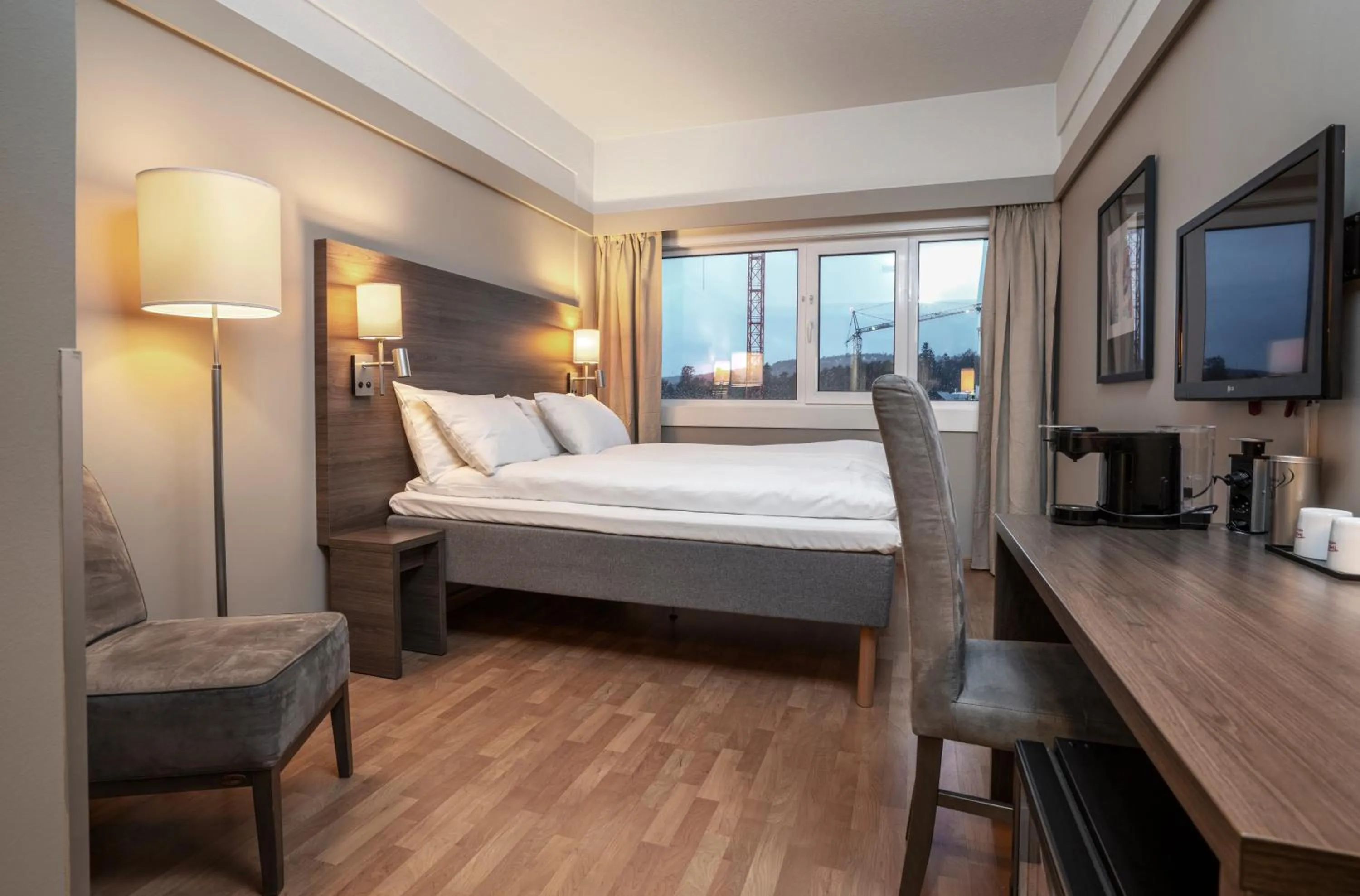 Bedroom, Bed in Thon Partner Hotel Kristiansand