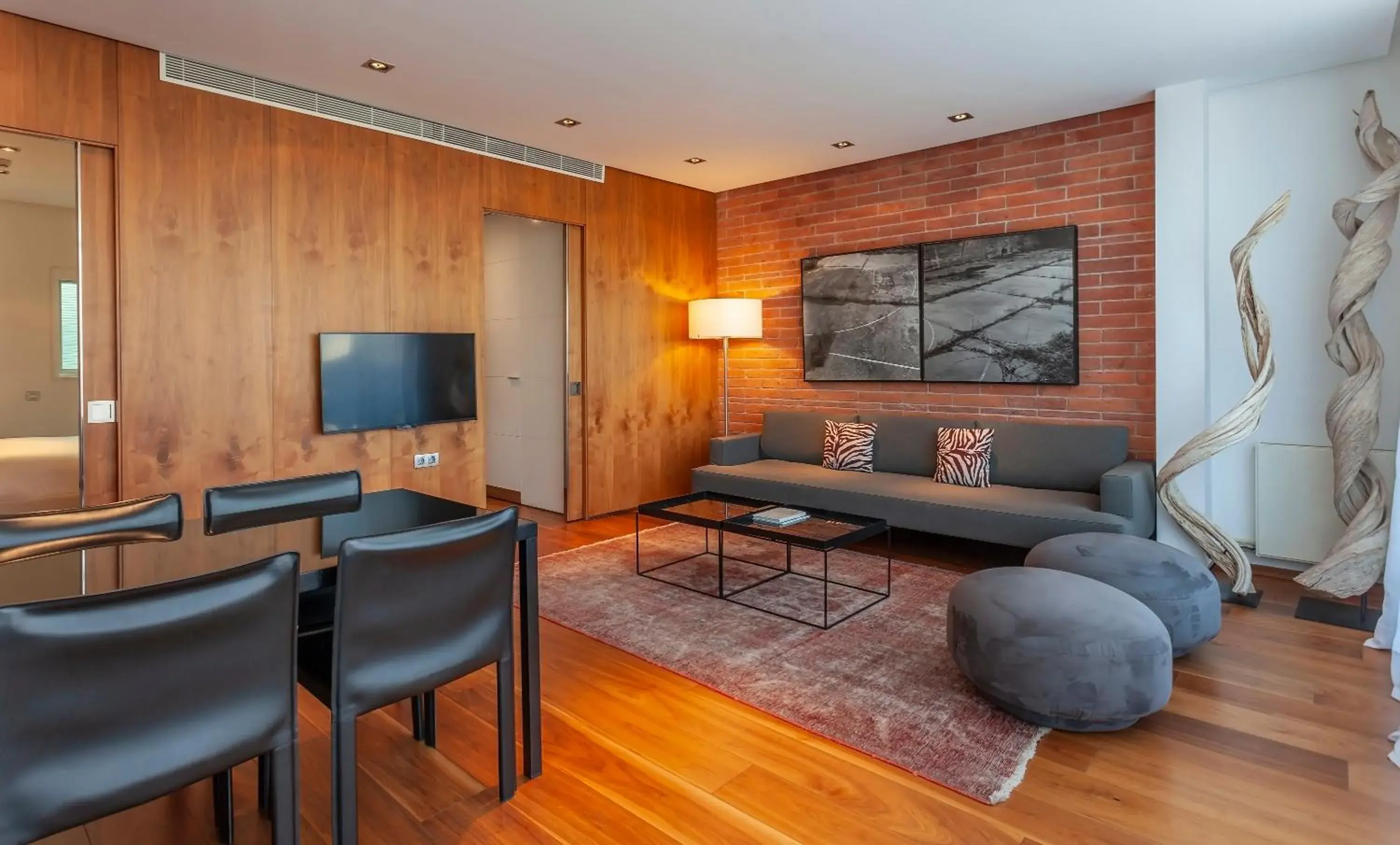 Living room in Suites Avenue Living room in Suites Avenue