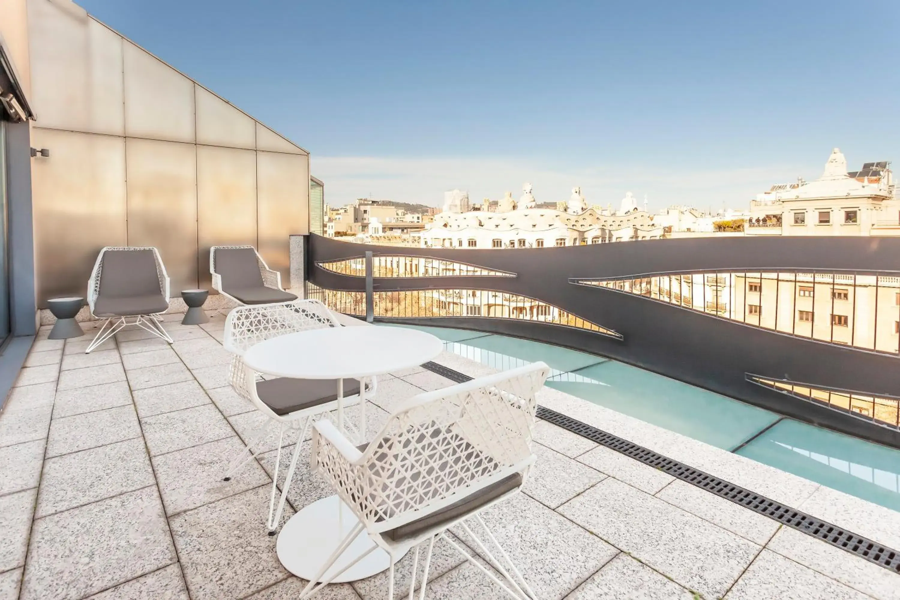 View (from property/room) in Suites Avenue View (from property/room) in Suites Avenue