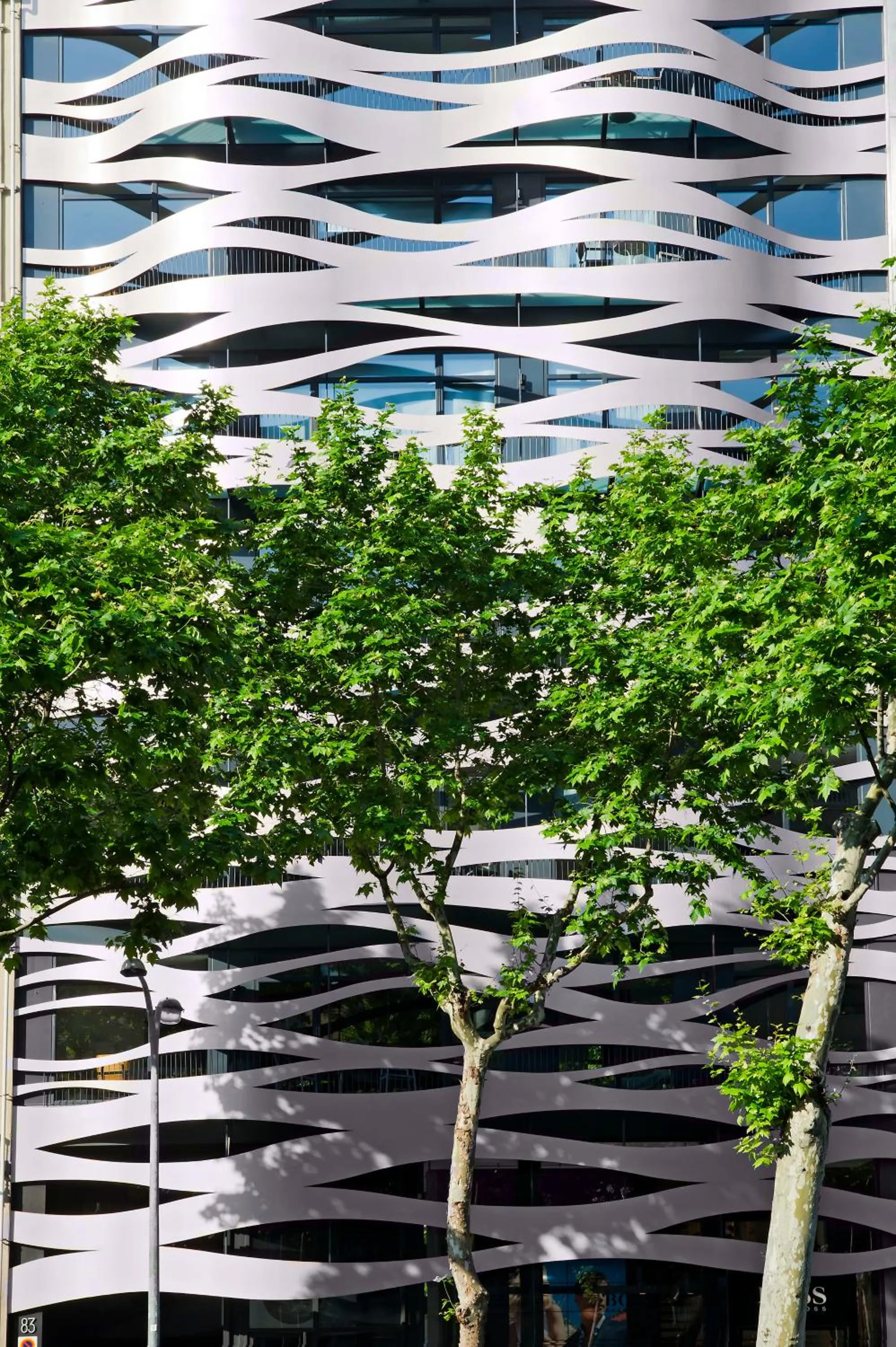 Facade/entrance in Suites Avenue