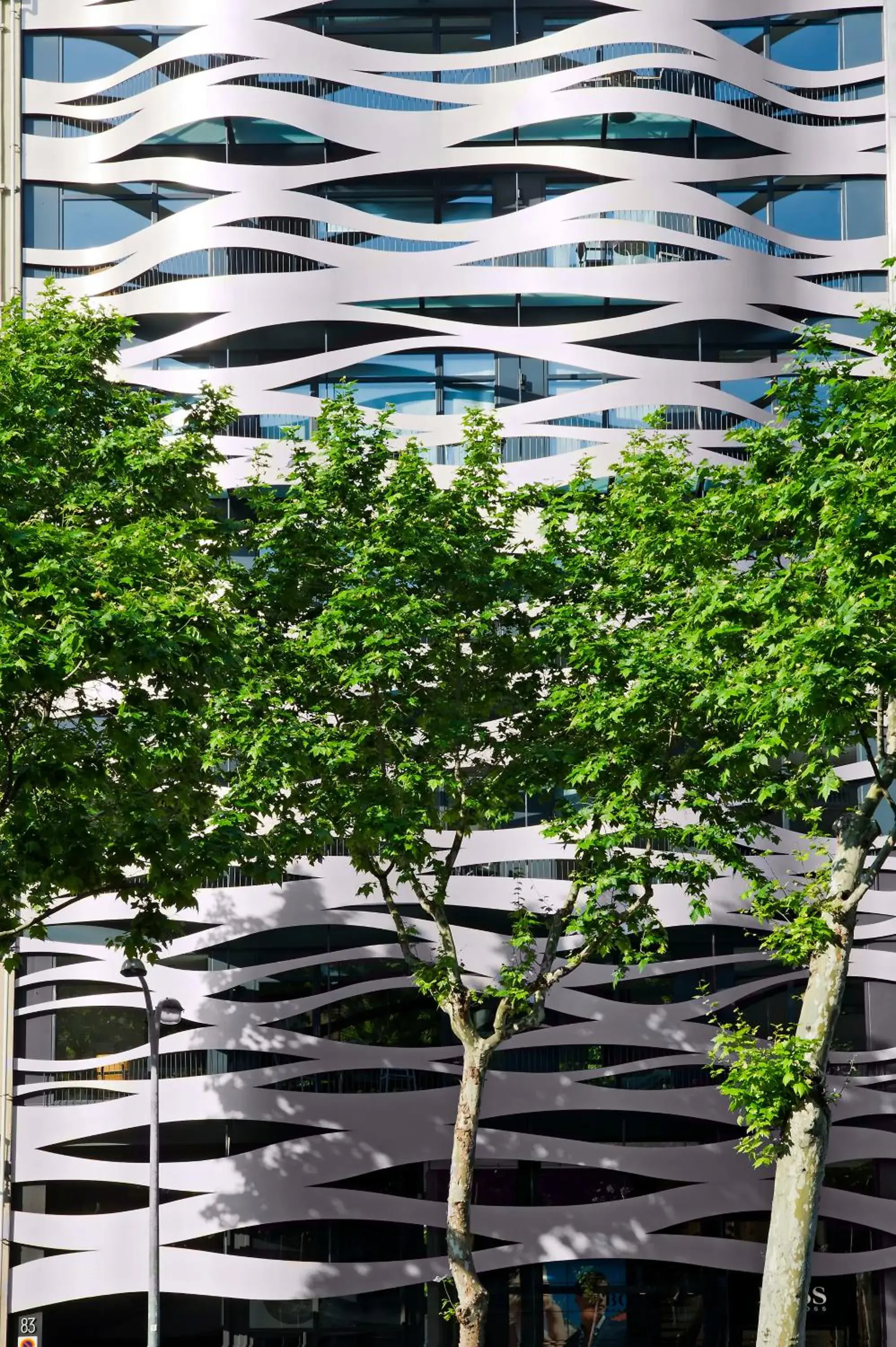 Facade/entrance in Suites Avenue Facade/entrance in Suites Avenue