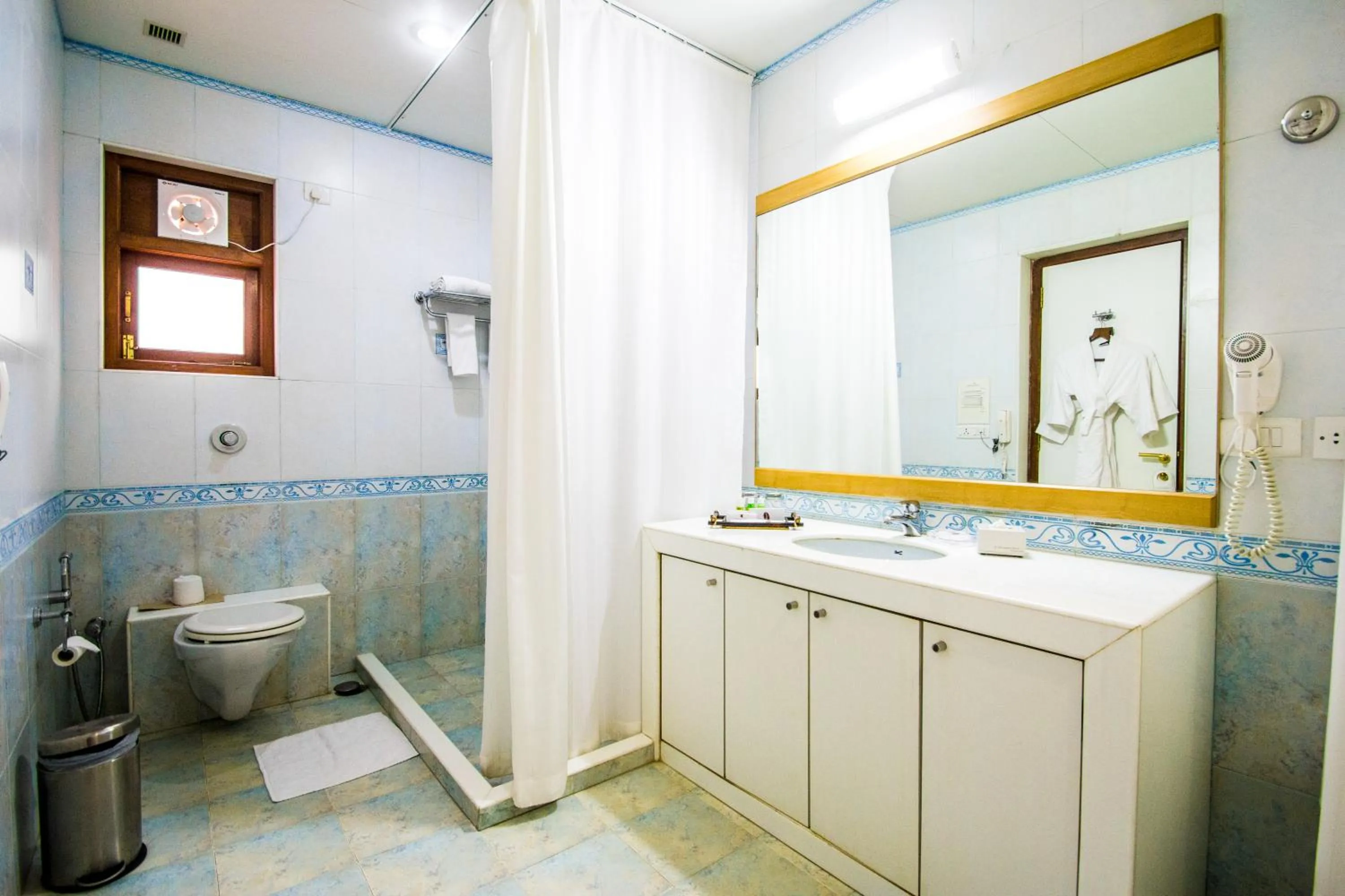 Toilet in Chances Resort and Casino An Indy Resort