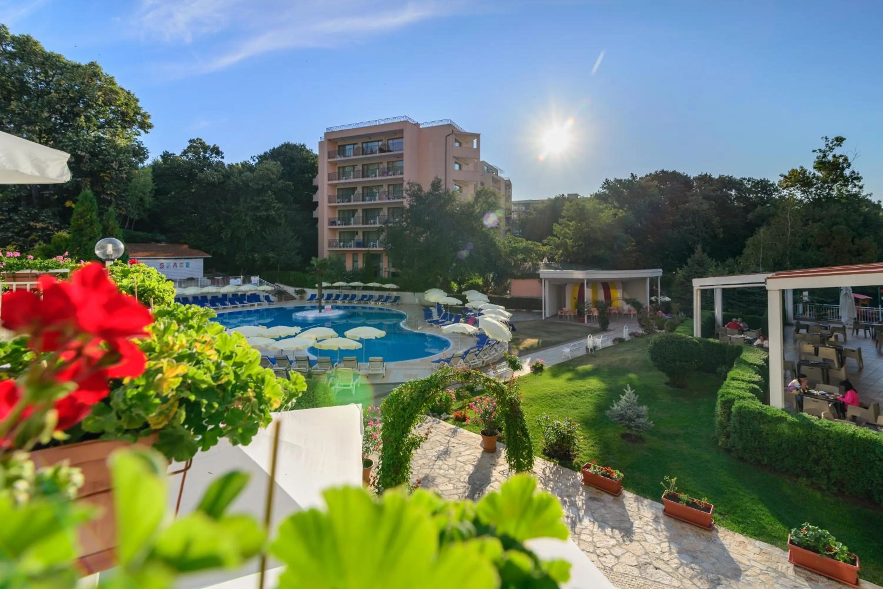 Garden in Madara Park Hotel - All Inclusive