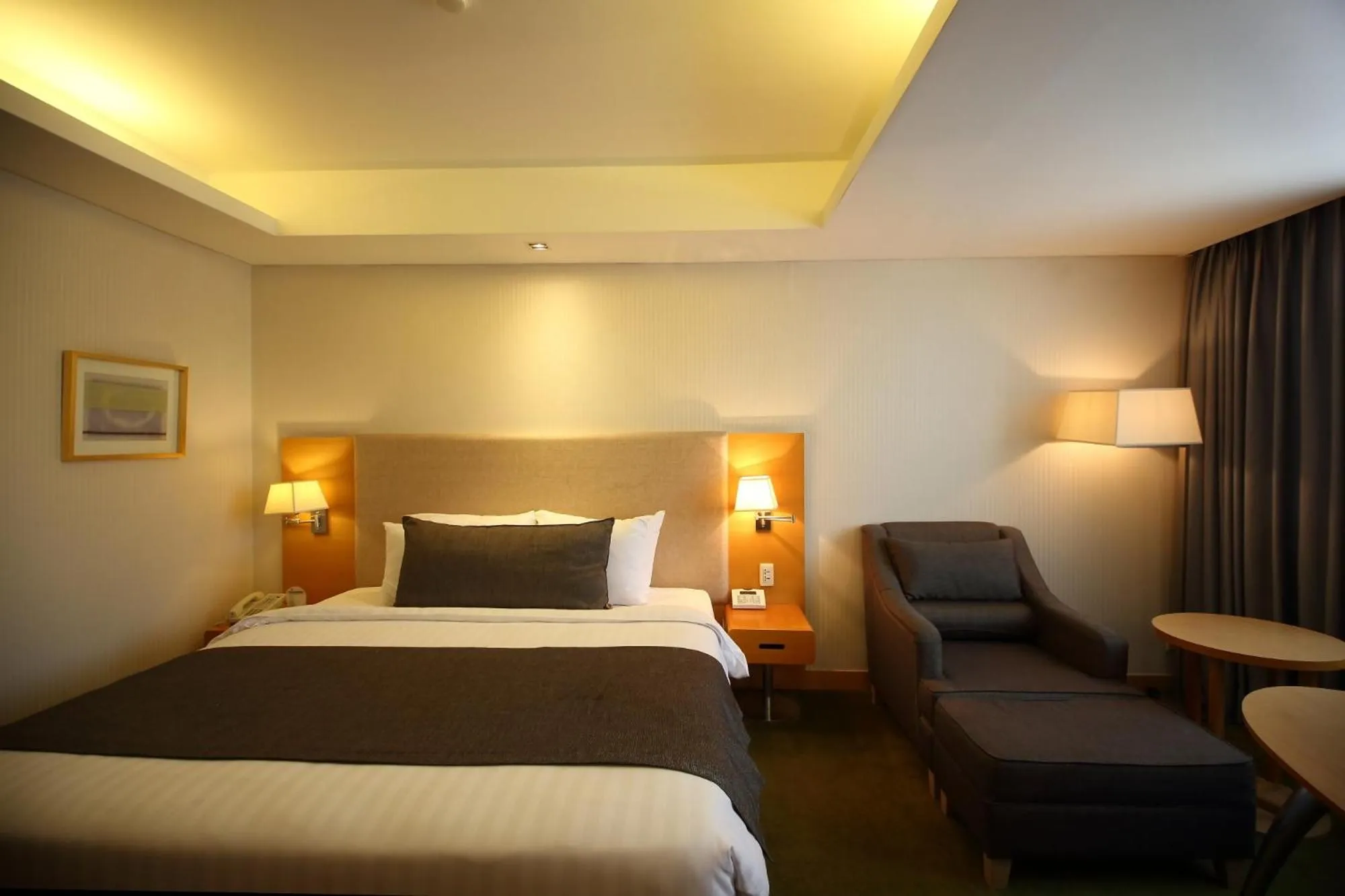 Bed in Ramada by Wyndham Songdo