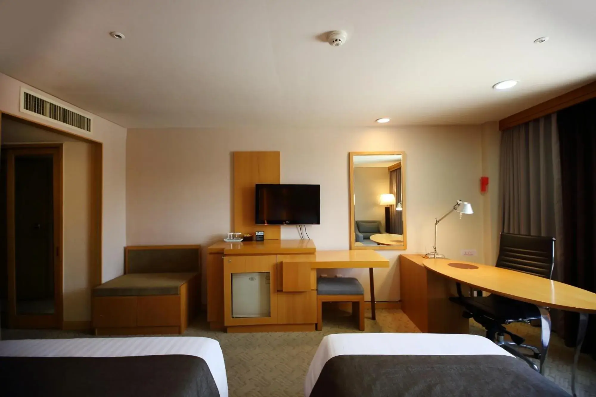 Bed in Ramada by Wyndham Songdo Bed in Ramada by Wyndham Songdo