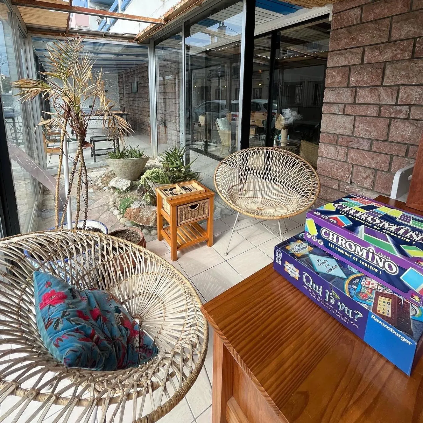 Children play ground in Hôtel Les Sables - Urban Style - by Logis Hotels