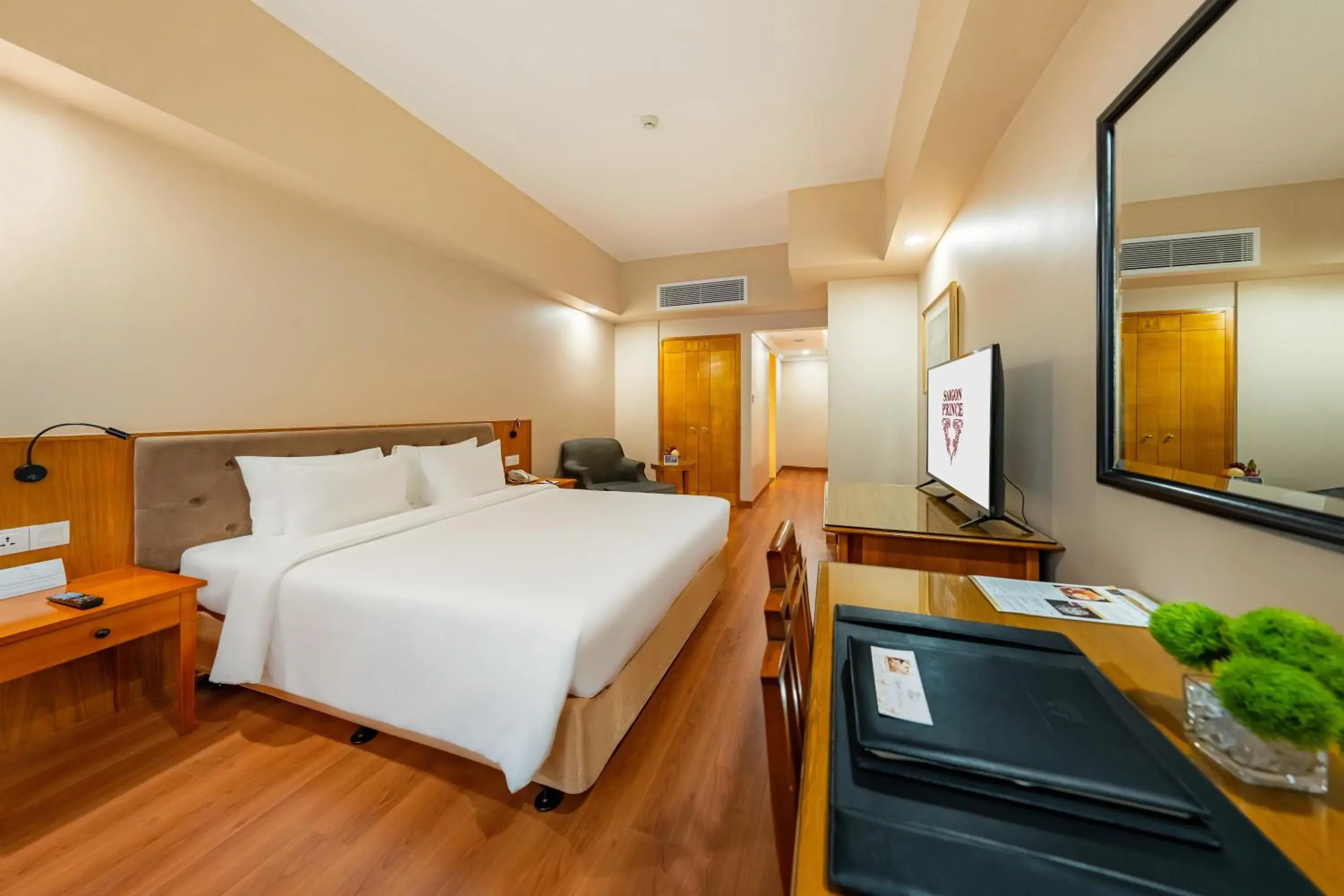 Bed in Saigon Prince Hotel Bed in Saigon Prince Hotel