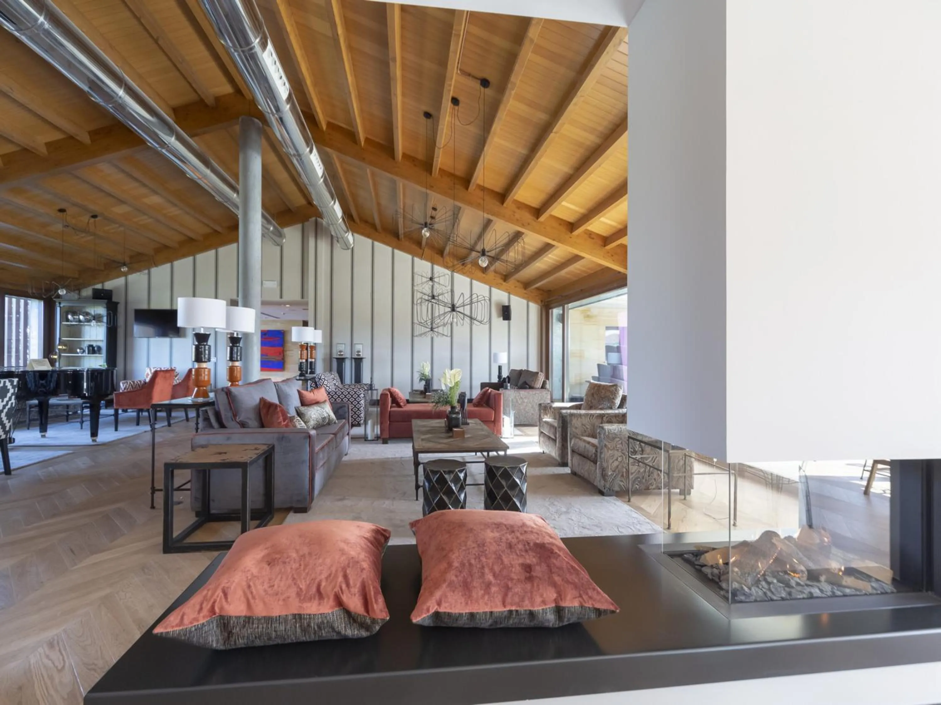 Lounge or bar in ARTIEM Asturias