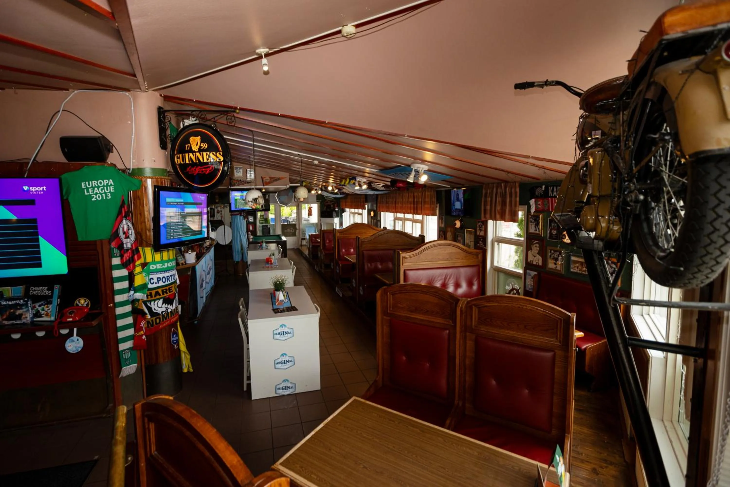 Lounge or bar in Hotel Adlon