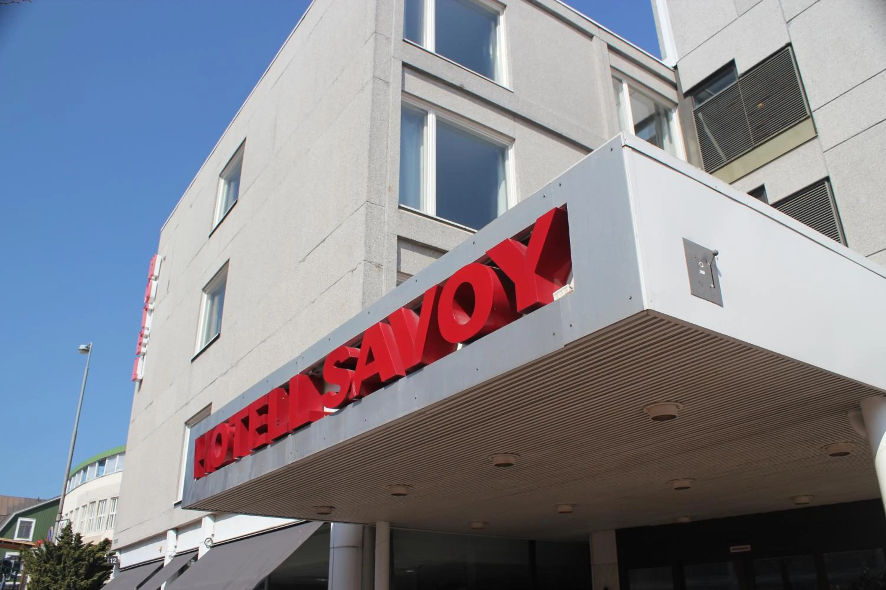 Facade/entrance in Hotel Savoy