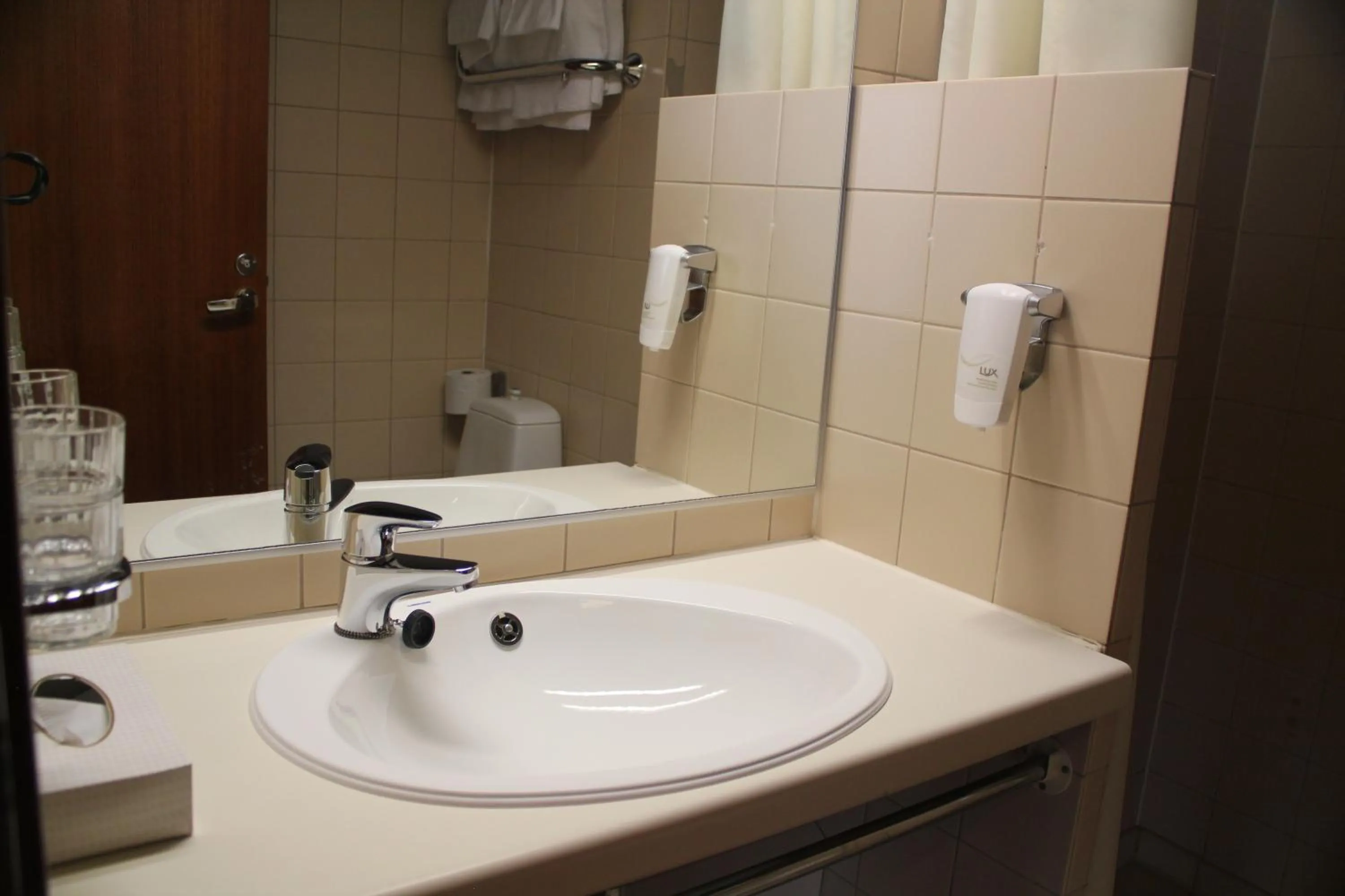 Bathroom in Hotel Savoy