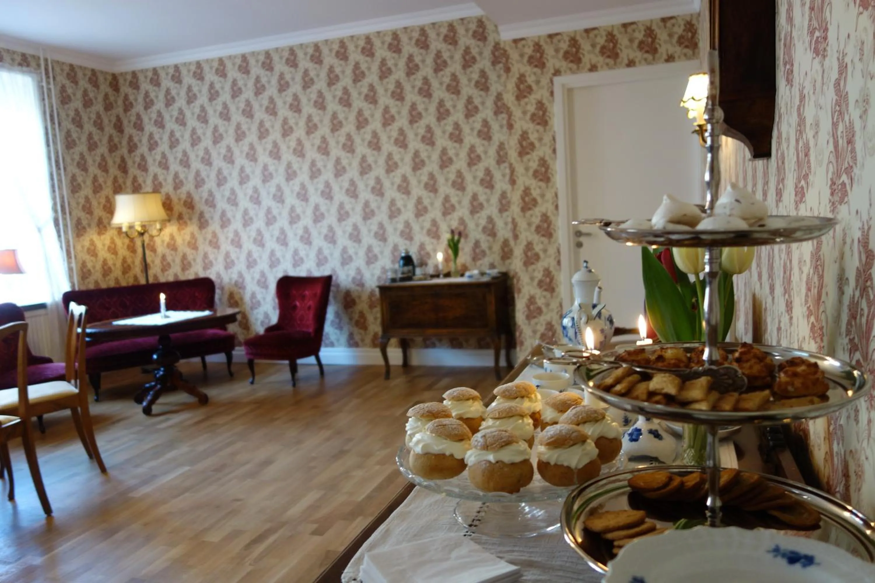 Restaurant/places to eat in Kastanjelund