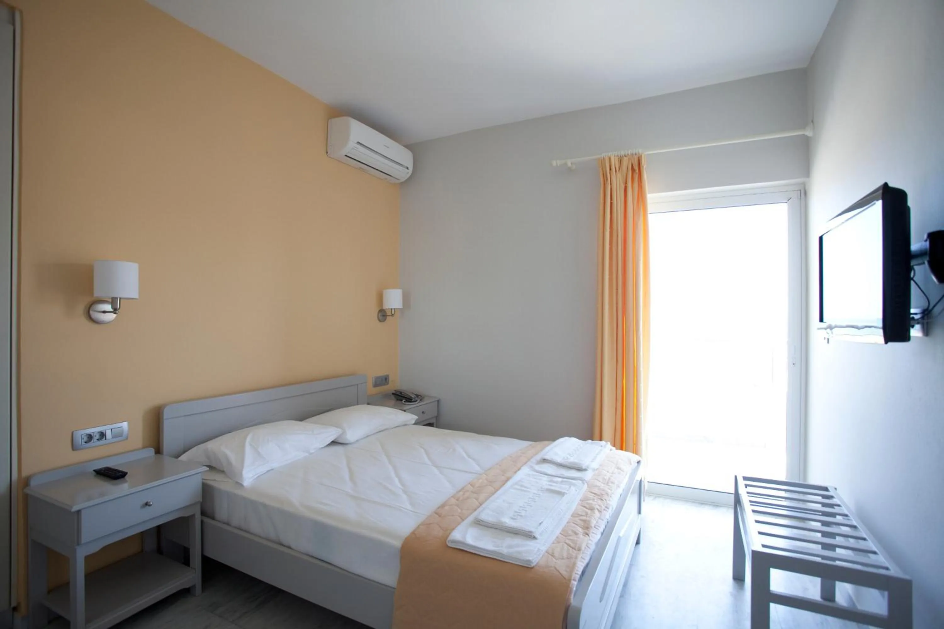 Bedroom, Bed in Phaedra Hotel