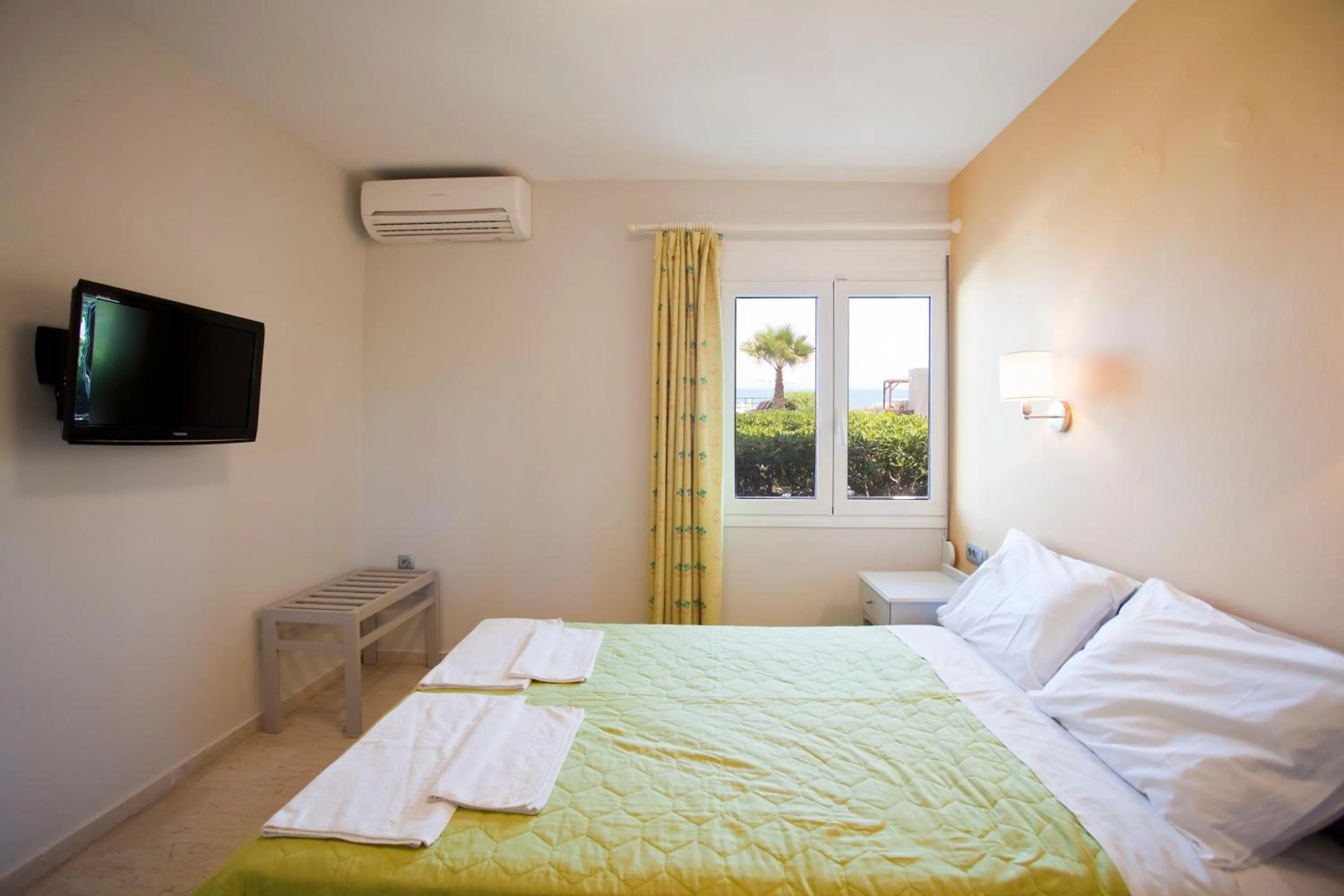 Bedroom, Bed in Phaedra Hotel