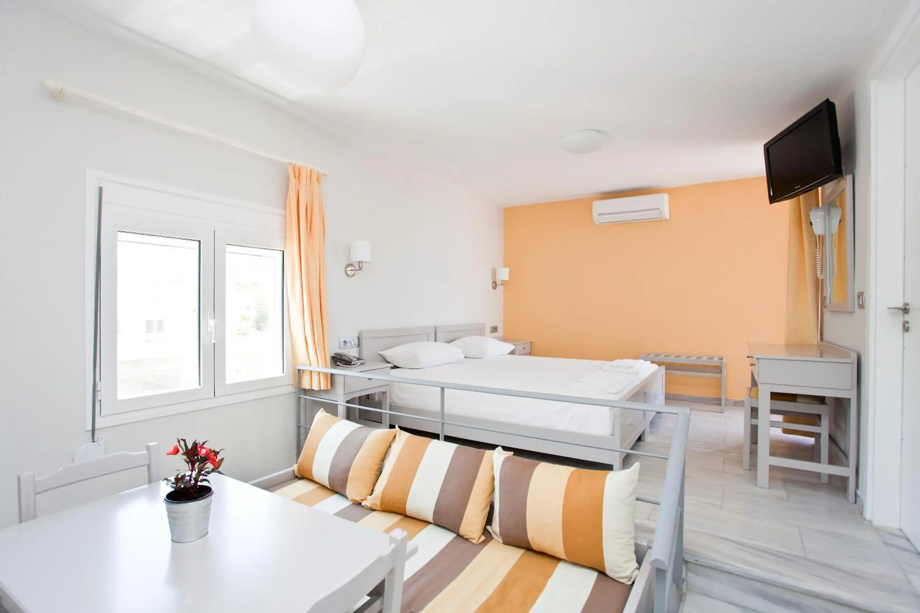 Standard Studio in Phaedra Hotel Standard Studio in Phaedra Hotel