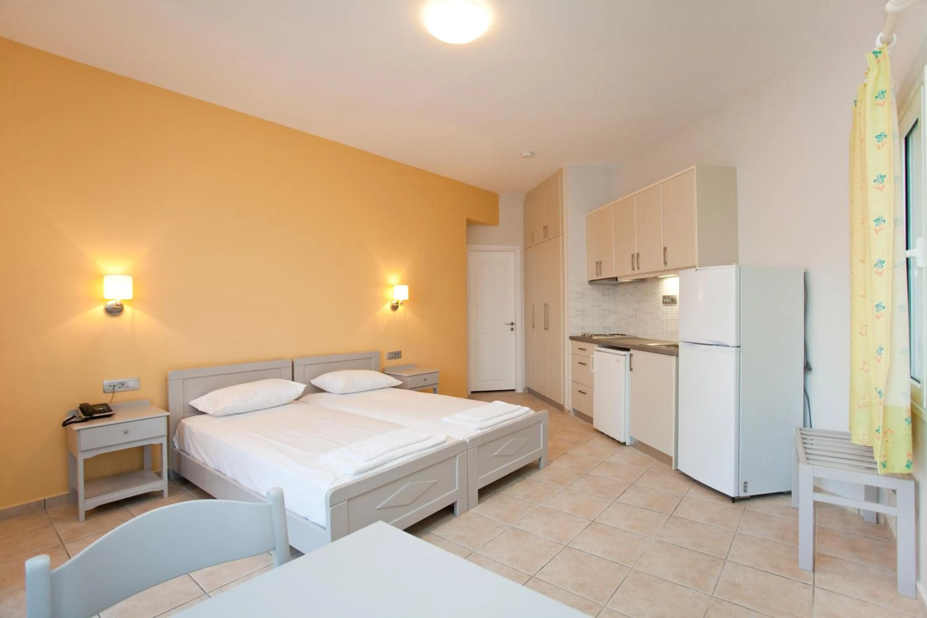 Photo of the whole room, Bed in Phaedra Hotel