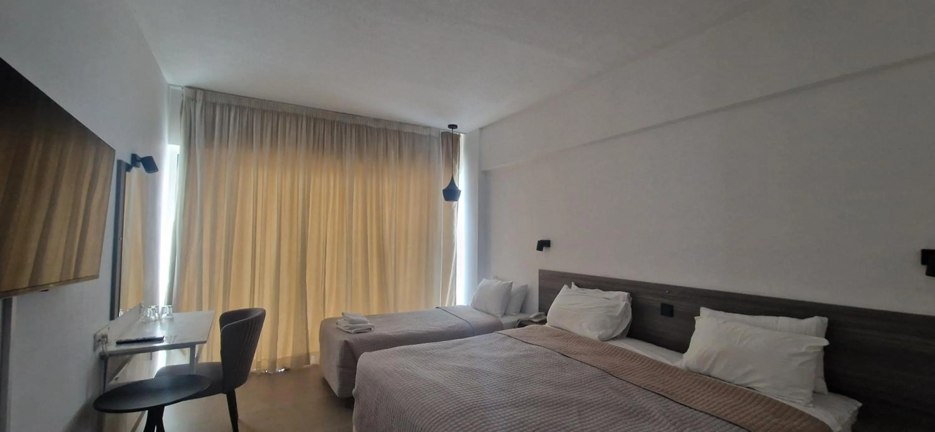 Photo of the whole room, Bed in Navarria Blue Hotel