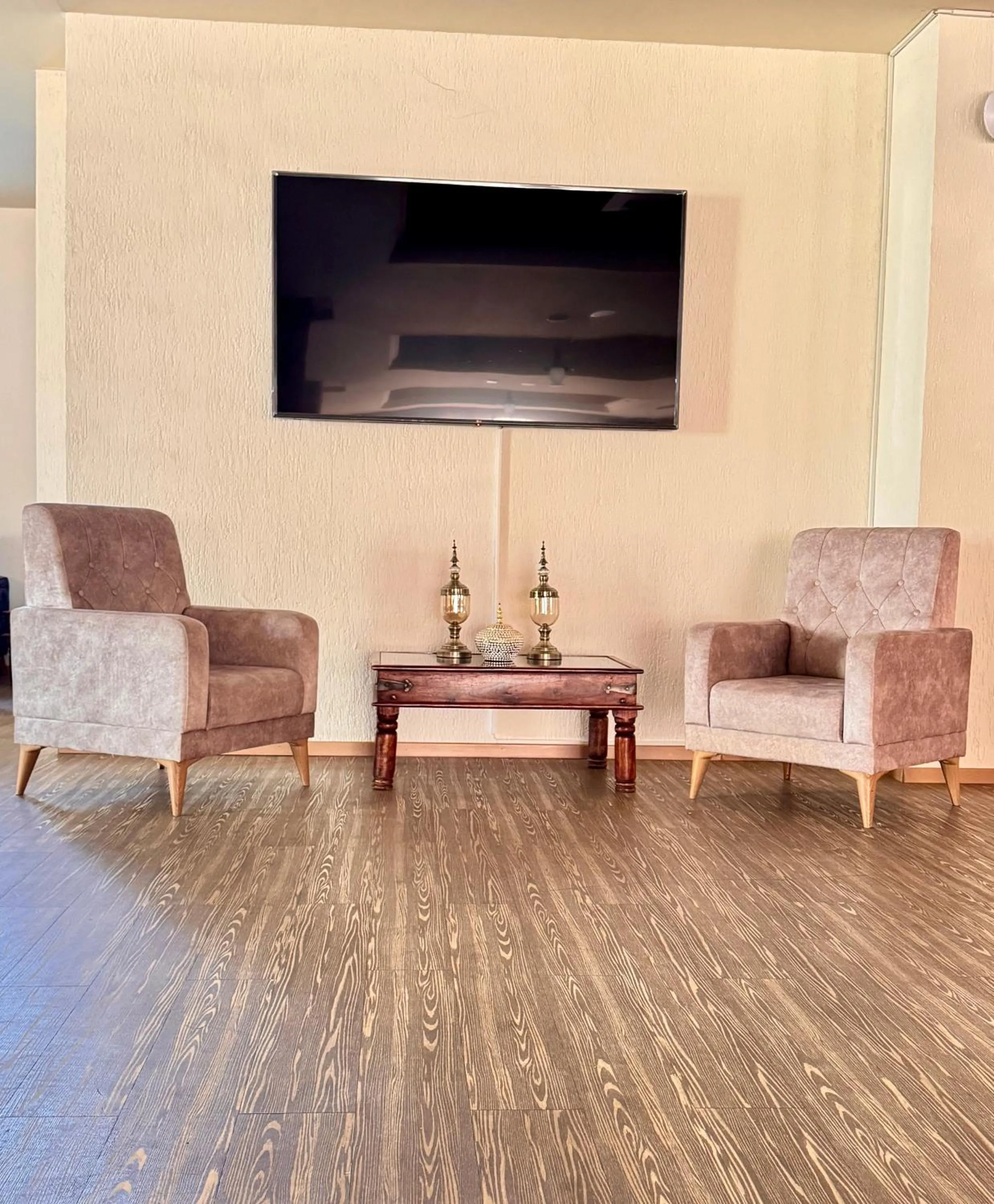 TV and multimedia in Navarria Blue Hotel