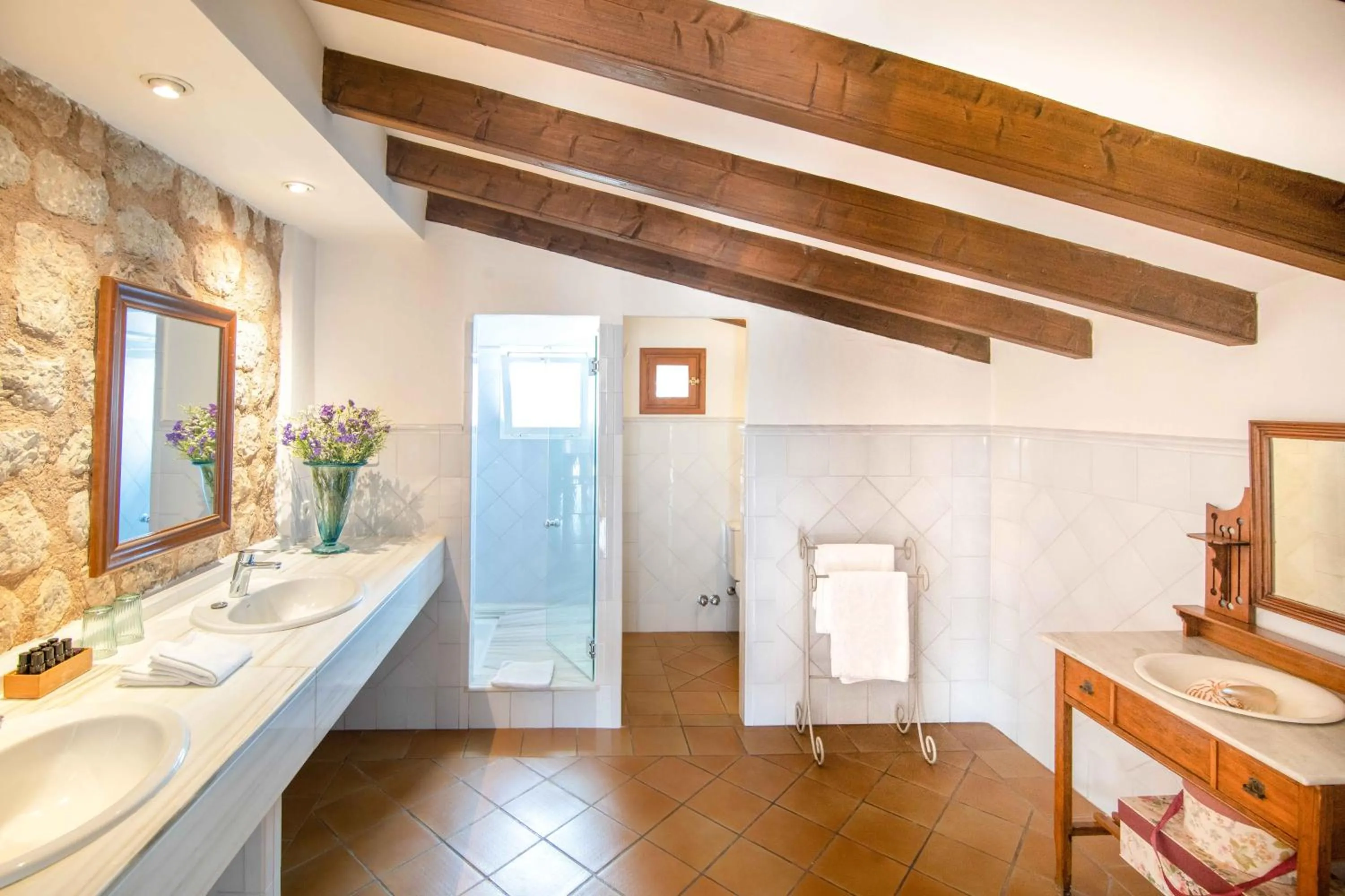 Bathroom in Finca Ca'n Quatre