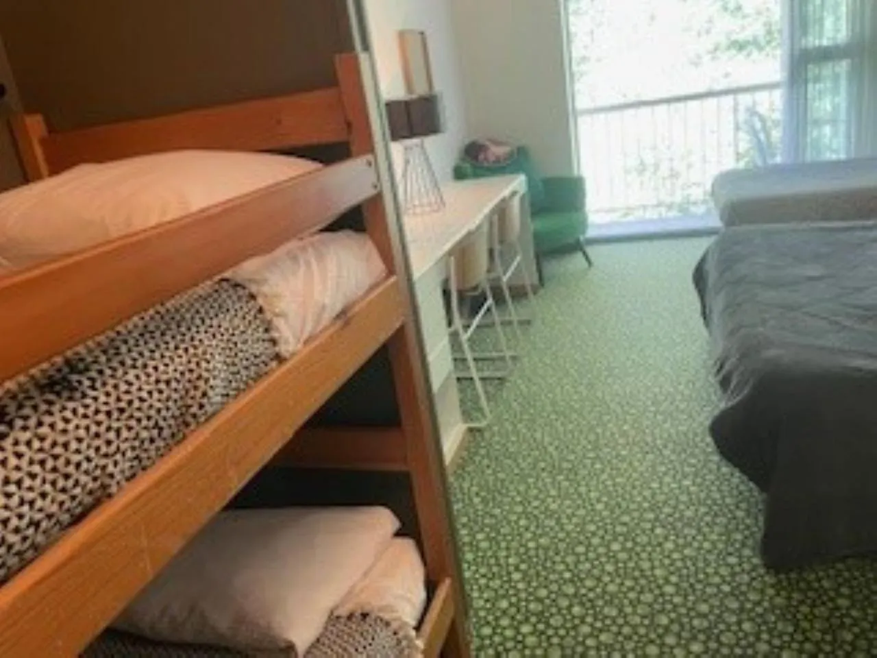 Family, Bed in Hôtel Restaurant Pavillon Carina