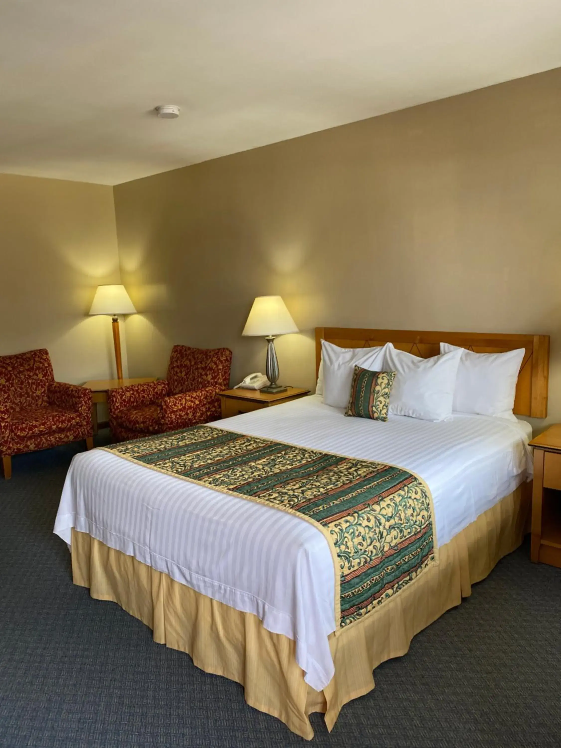 Thunderbird Lodge, Norman, OK Thunderbird Lodge, Norman, OK