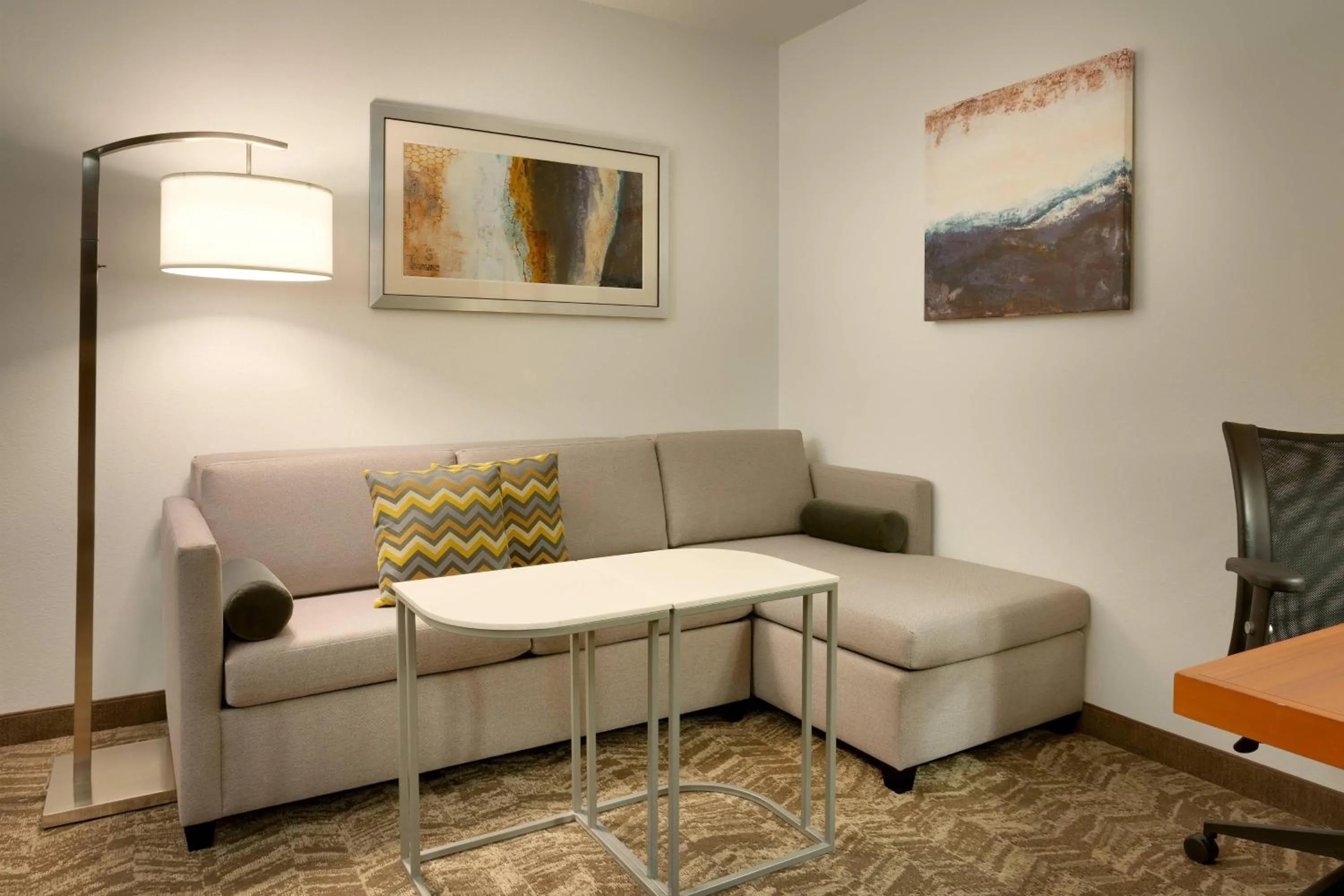 Living room in SpringHill Suites by Marriott Rexburg