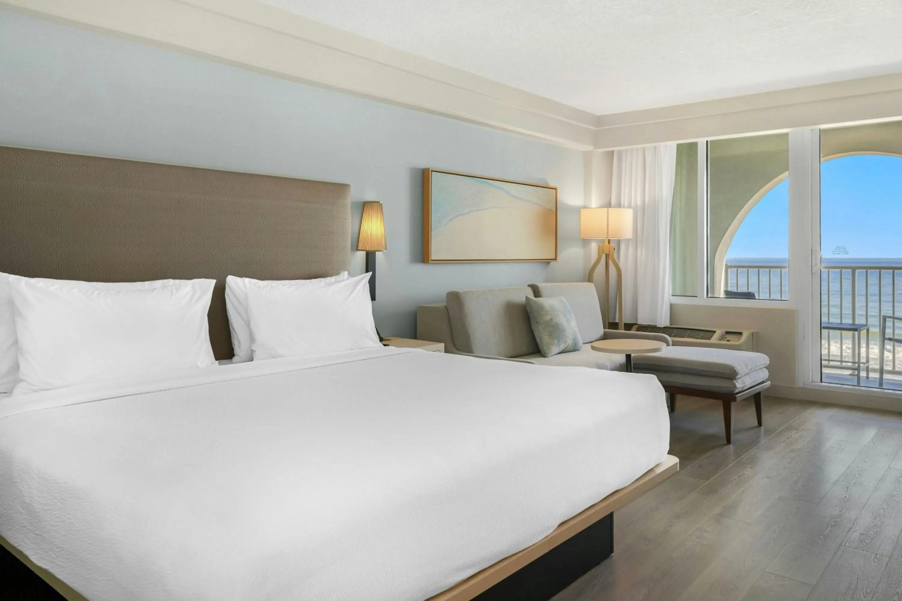 Photo of the whole room, Bed in Courtyard by Marriott Jacksonville Beach Oceanfront