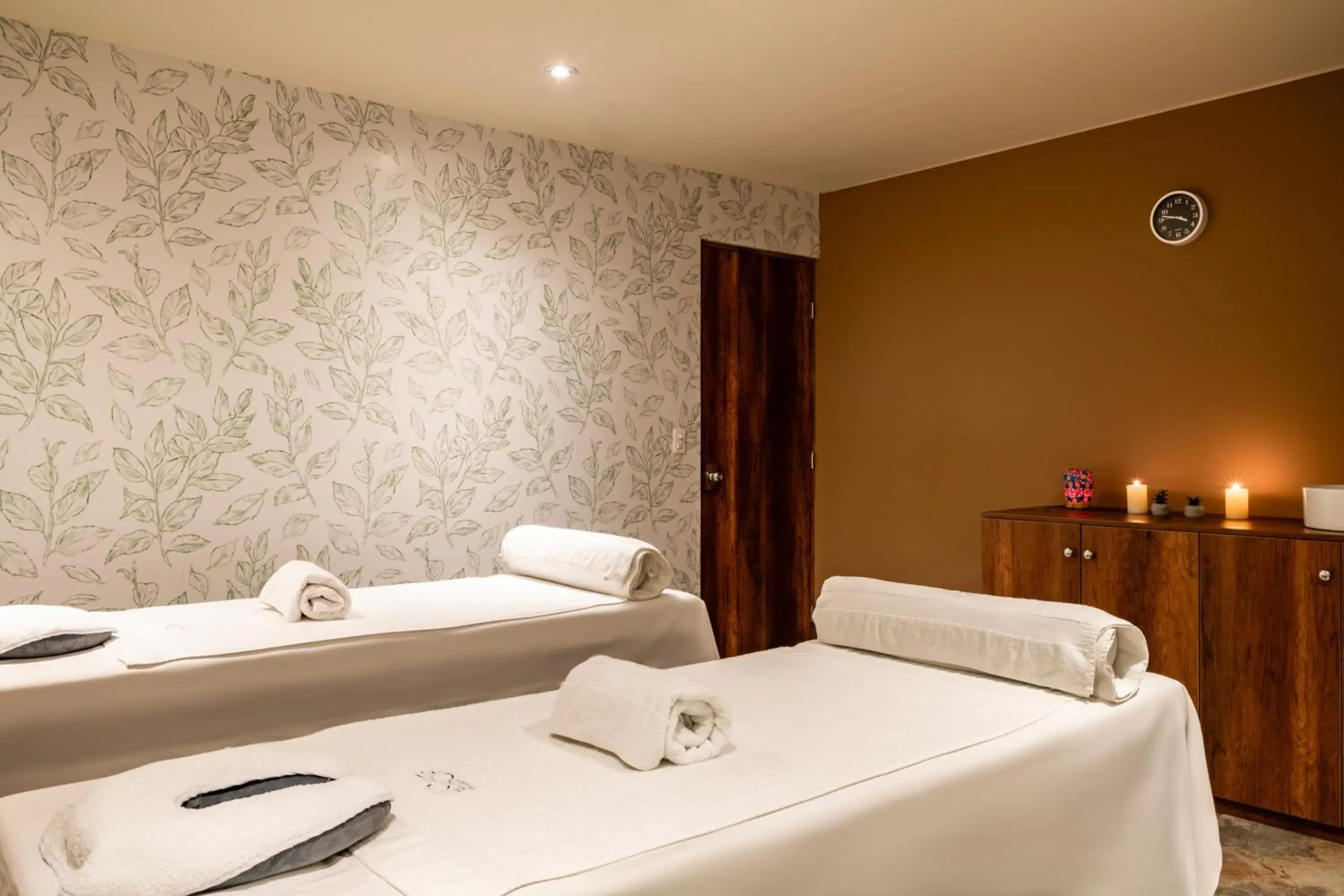 Massage, Bed in Casa Andina Premium Miraflores Massage, Bed in Casa Andina Premium Miraflores