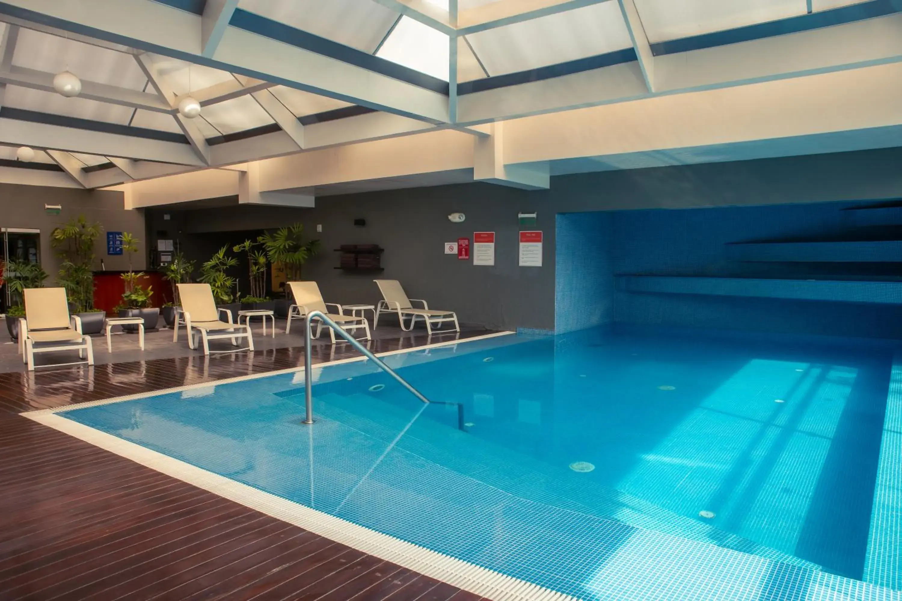 Swimming pool in Casa Andina Premium Miraflores Swimming pool in Casa Andina Premium Miraflores