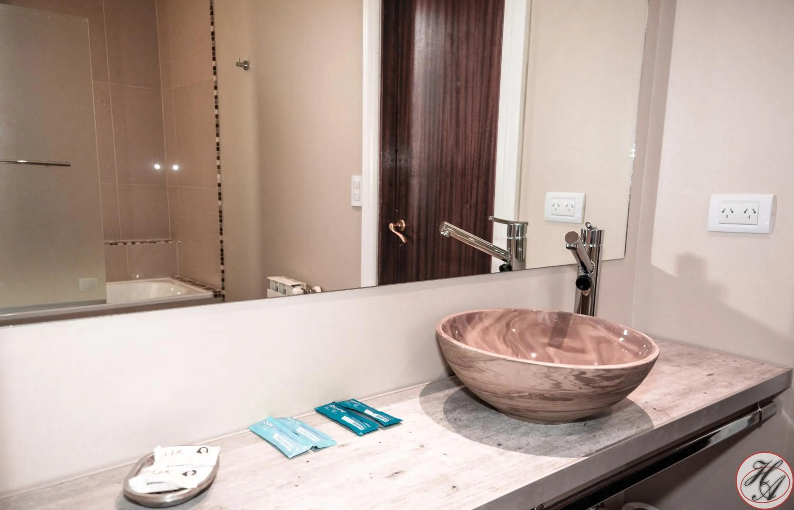 Shower in Hosteria y Restaurante America