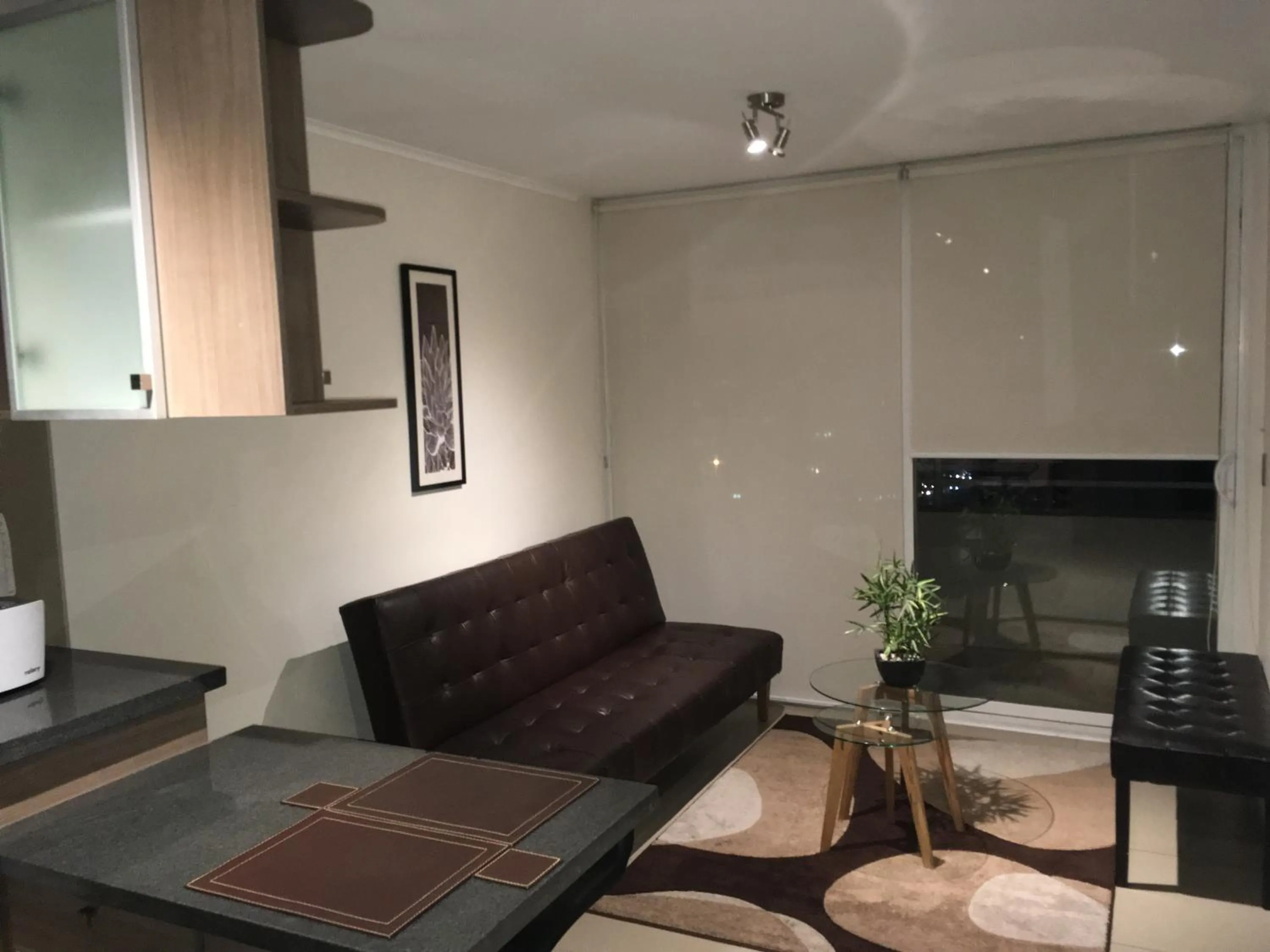 Moneda Express Apart