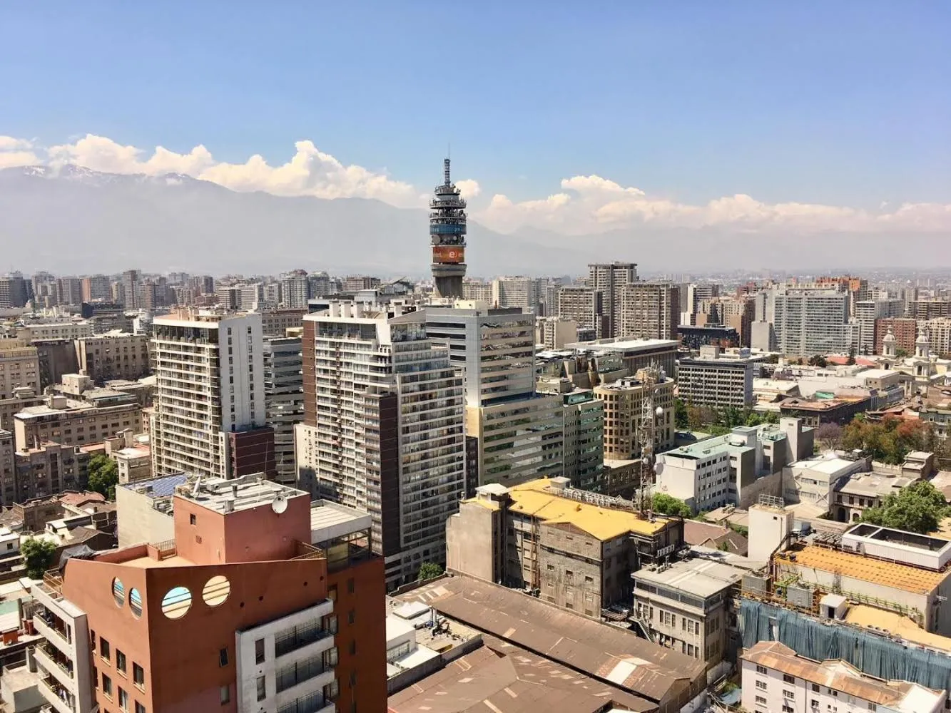 Property building in Moneda Express Apart