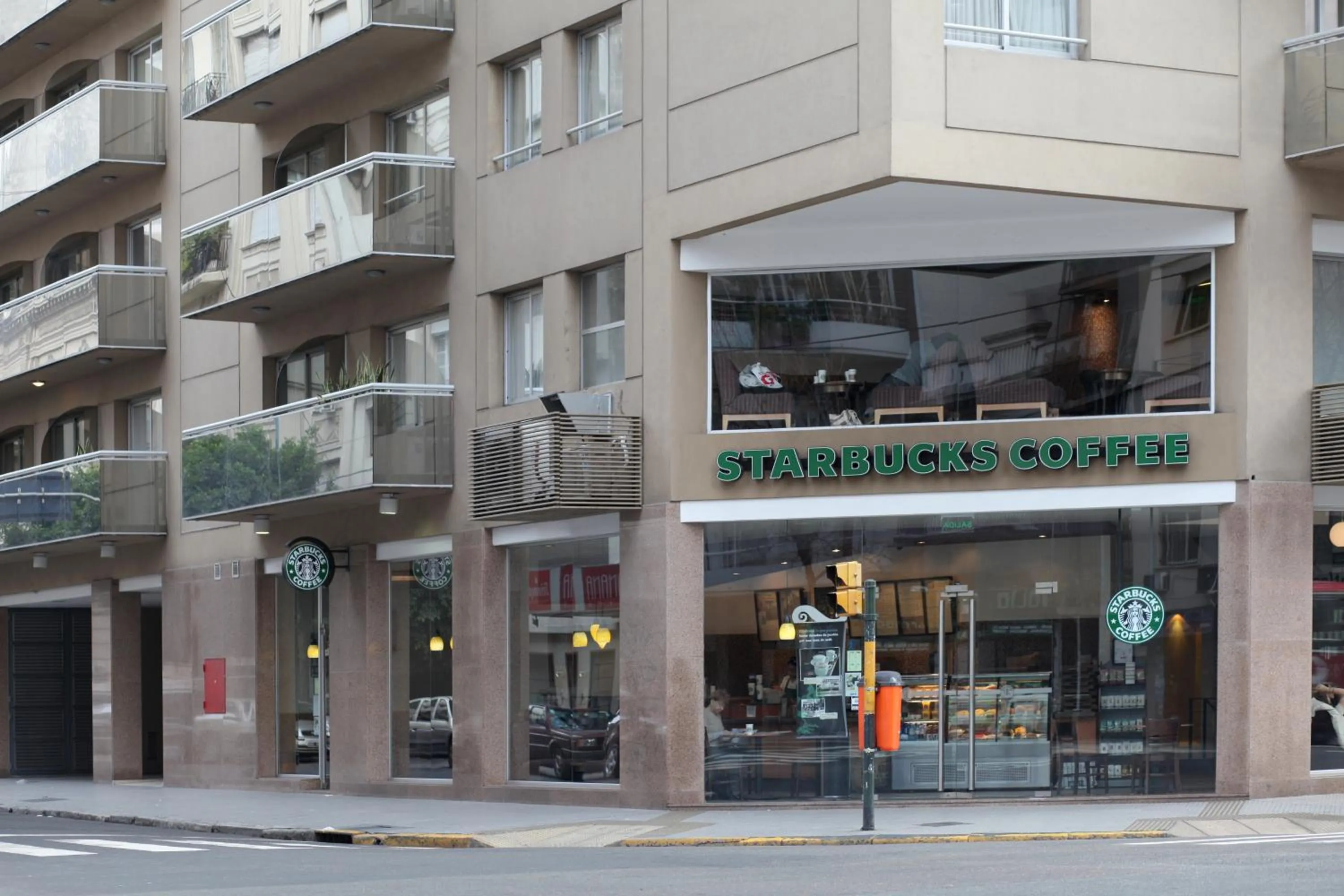 Area and facilities in ARC Callao Studios & Suites