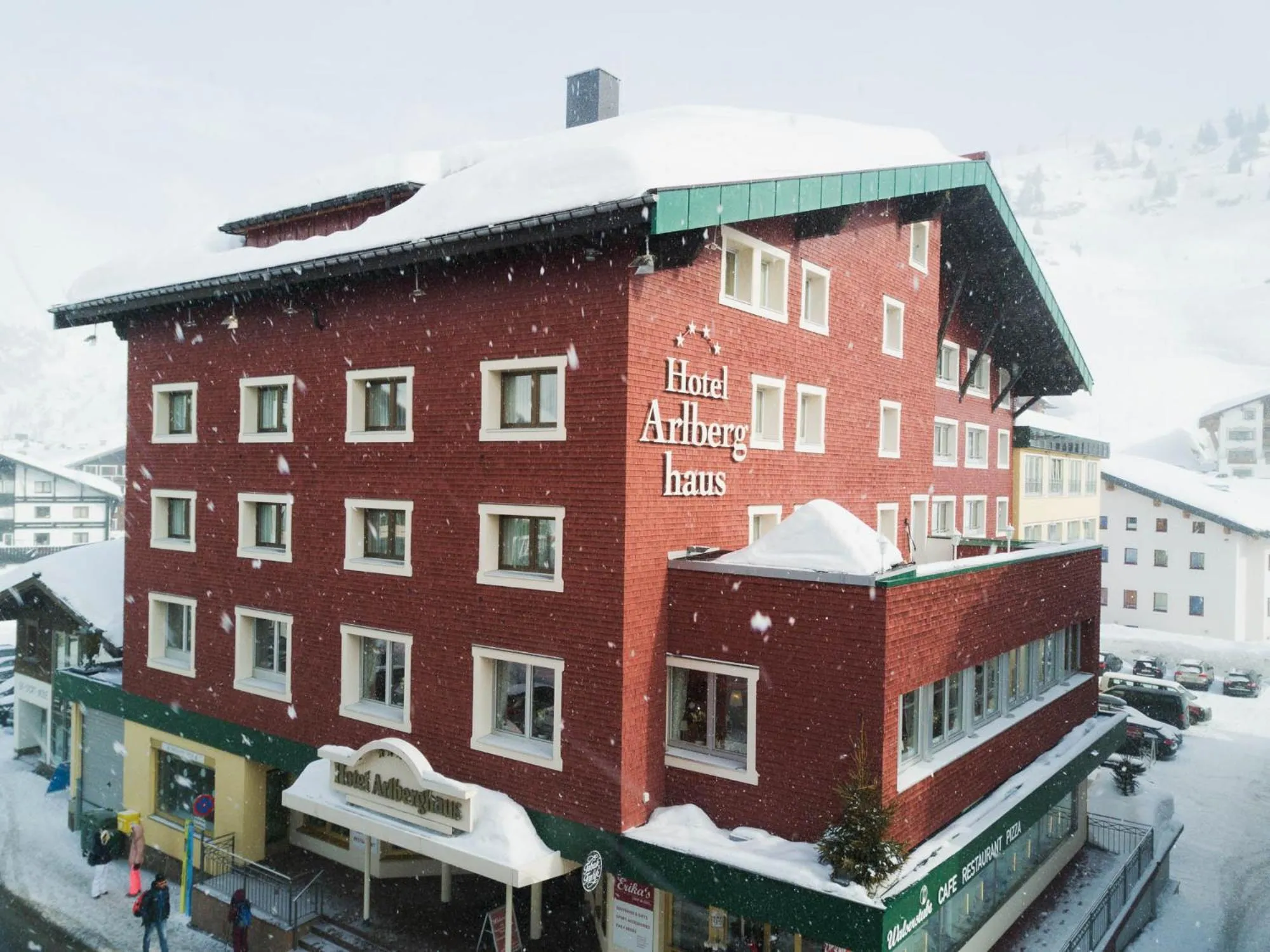 Property building in Arlberghaus