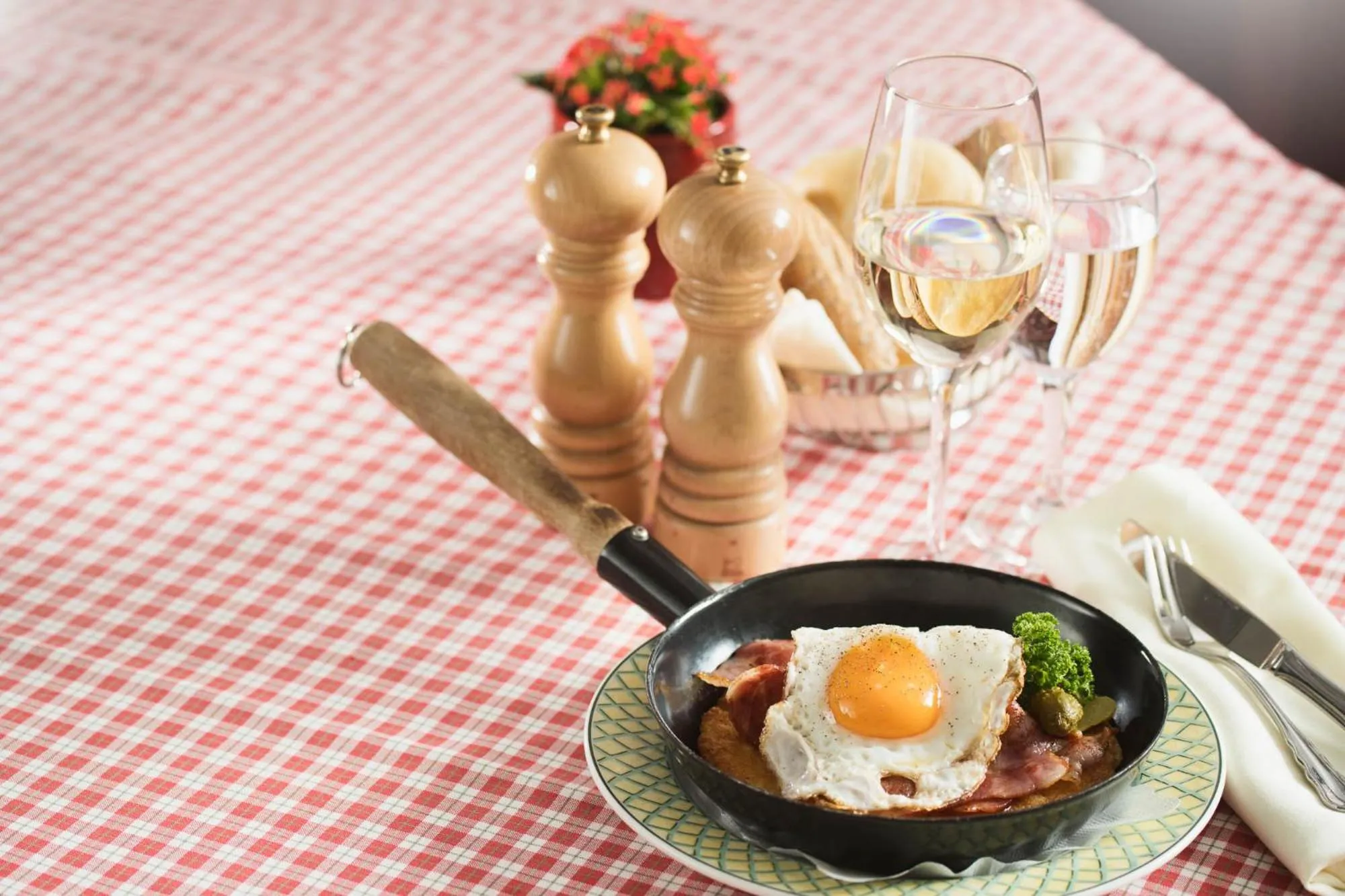 Restaurant/places to eat in Arlberghaus