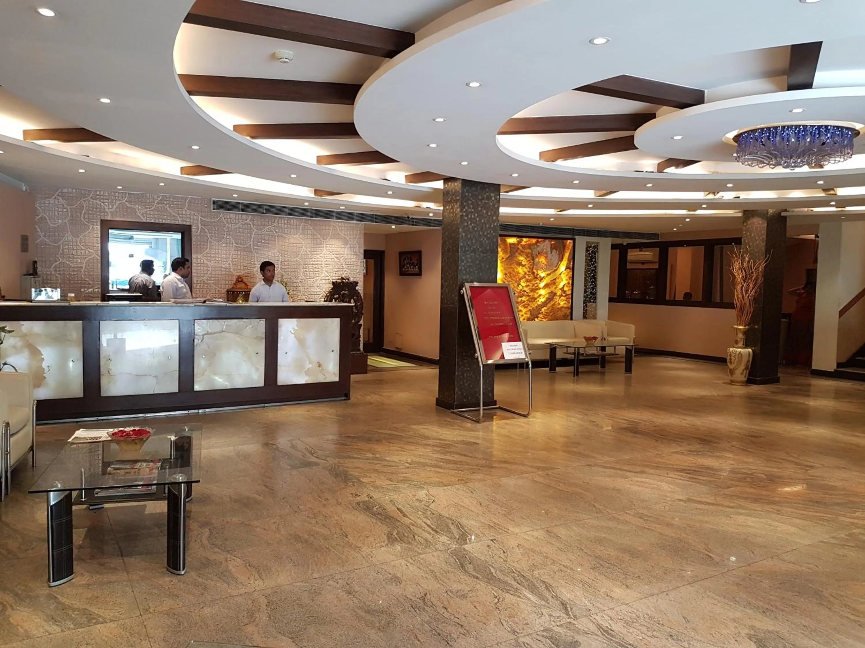 Lobby or reception in Airport Hotel Le Seasons New Delhi