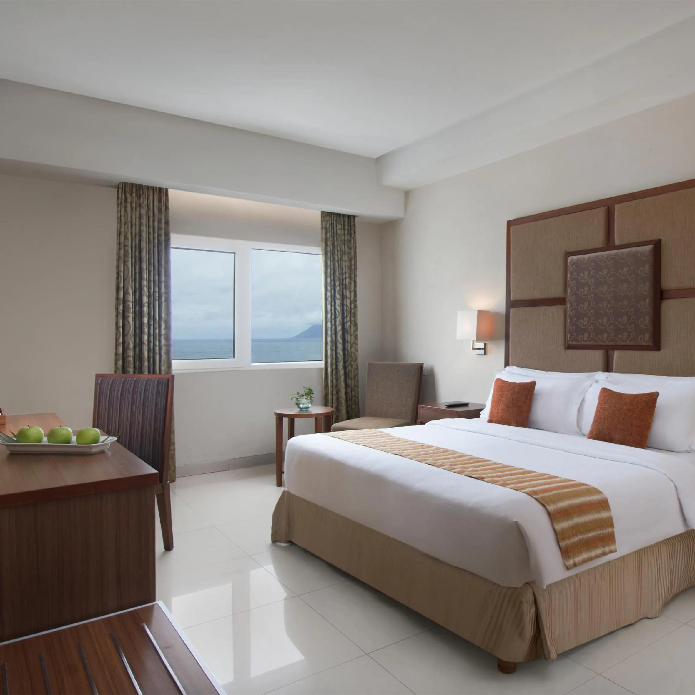 Bedroom, Bed in Aston Manado Hotel